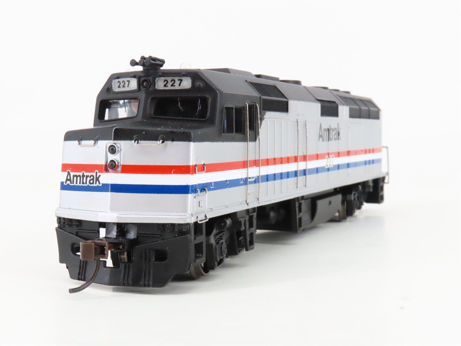 HO Bachmann 01104 AMTK Amtrak Phase III 