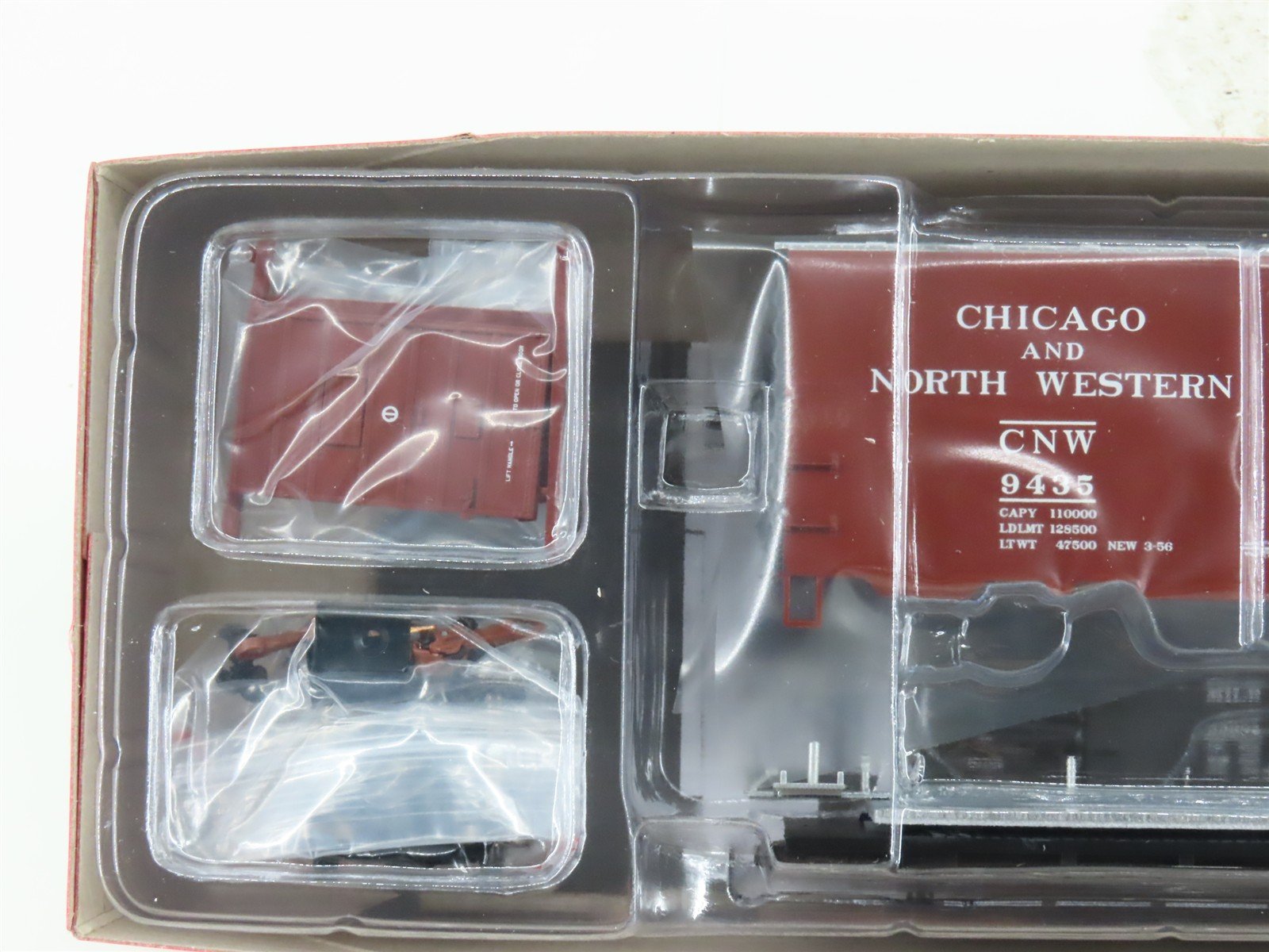 HO Scaletrains Kit Classics SXT1231 CNW Chicago & North Western Box Car #9435