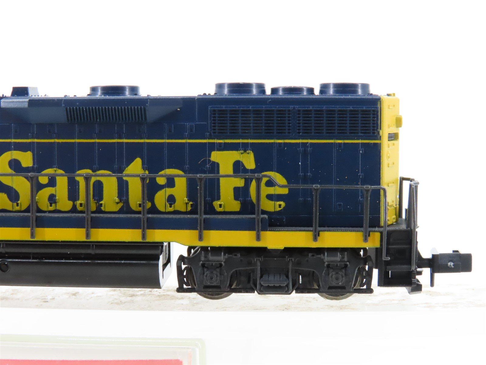 N Scale Atlas 4602 ATSF Santa Fe GP35 Diesel Locomotive #1305