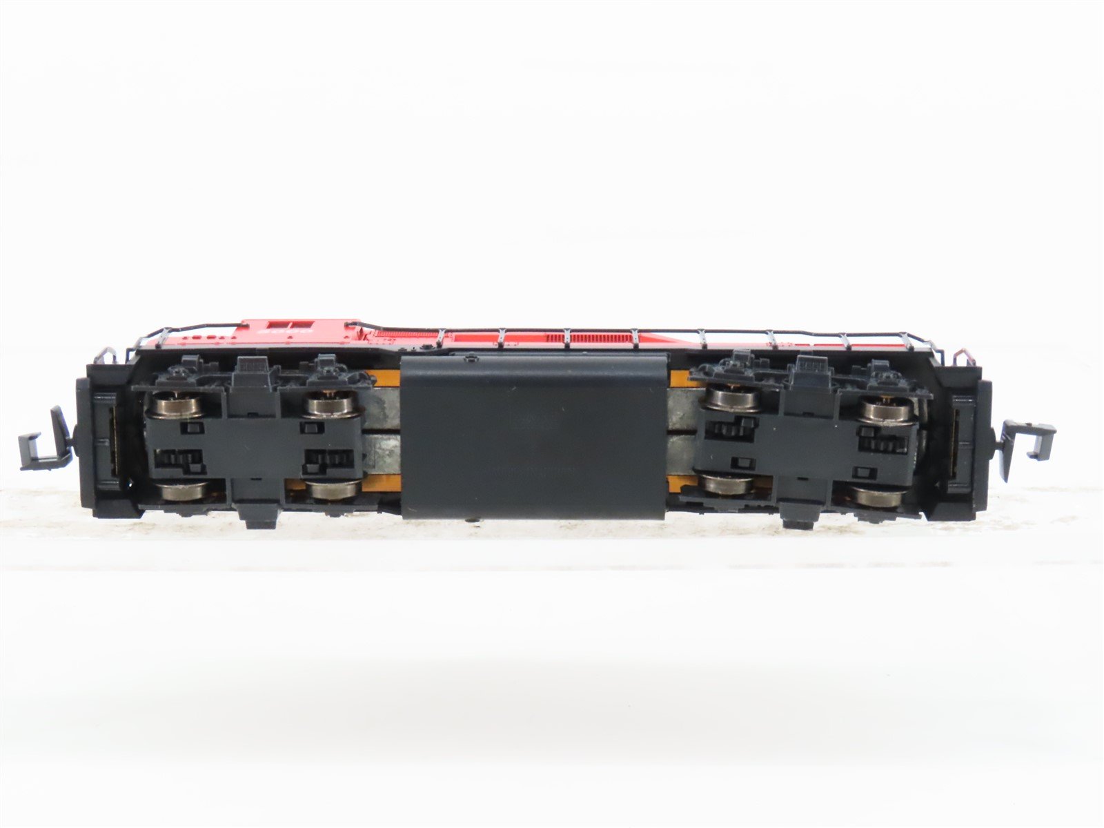 N Scale Atlas 4704 CP Canadian Pacific GP30 Diesel Locomotive #5000