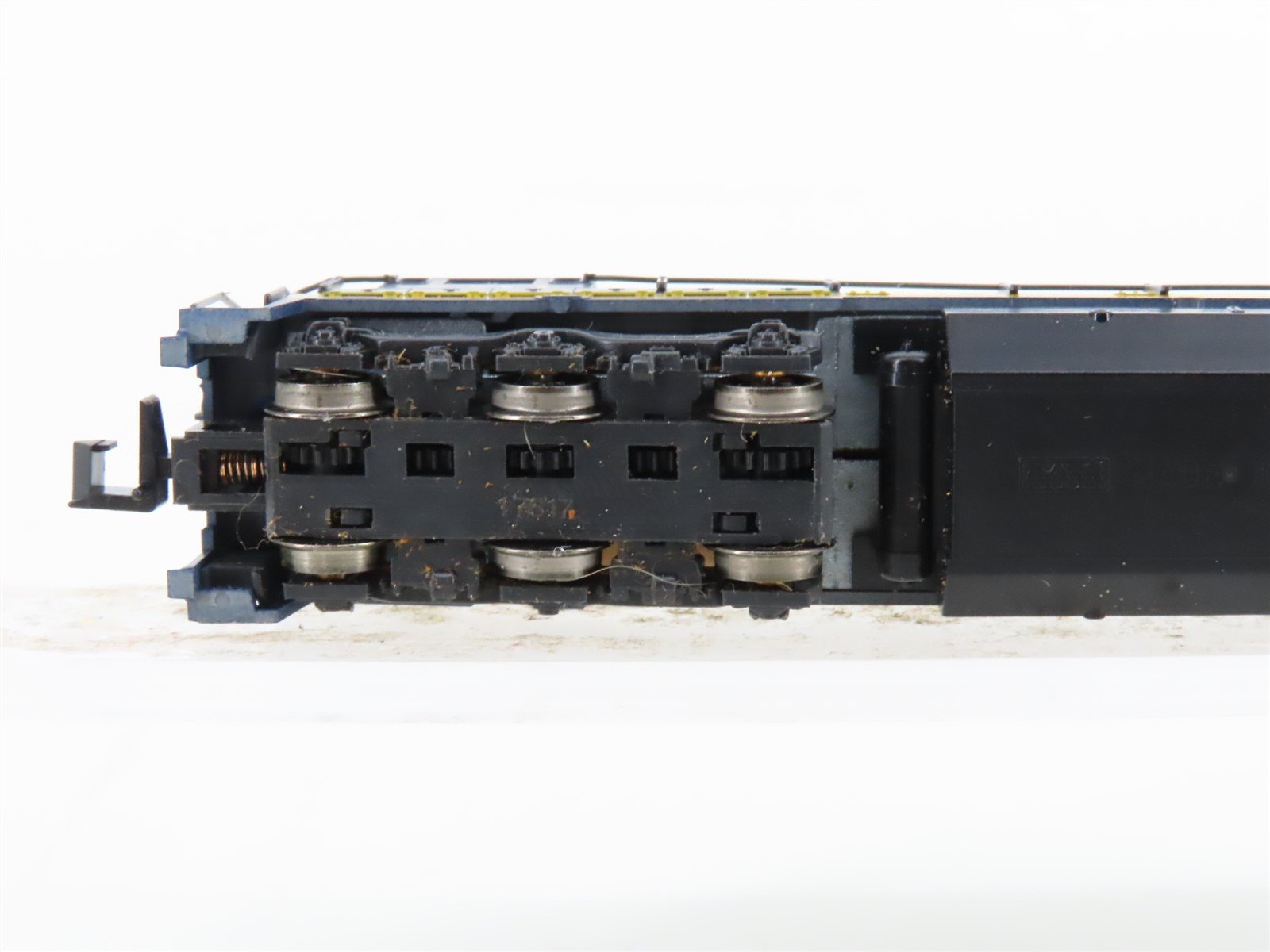 N Scale KATO 176-17D ATSF Santa Fe U30C Diesel Locomotive #7514