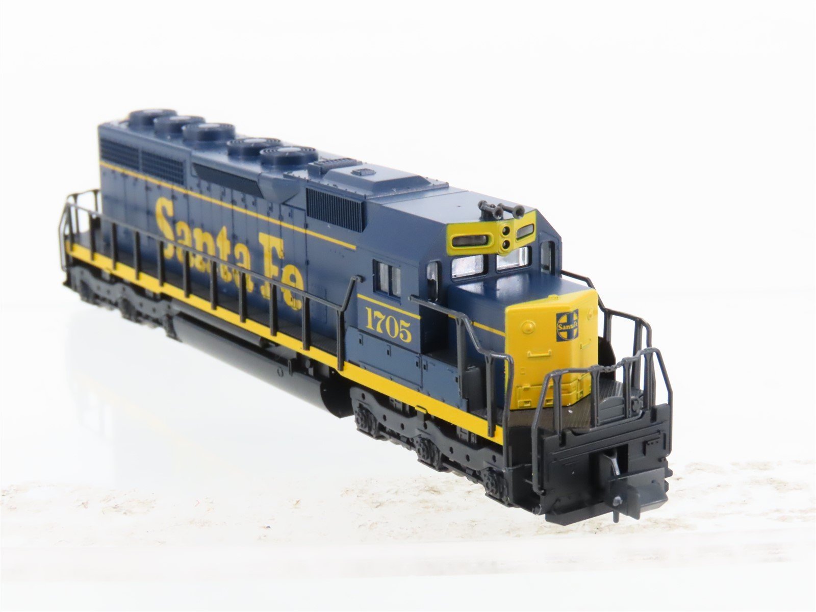 N Scale KATO 176-20G ATSF Santa Fe SD40 Diesel Locomotive #1705