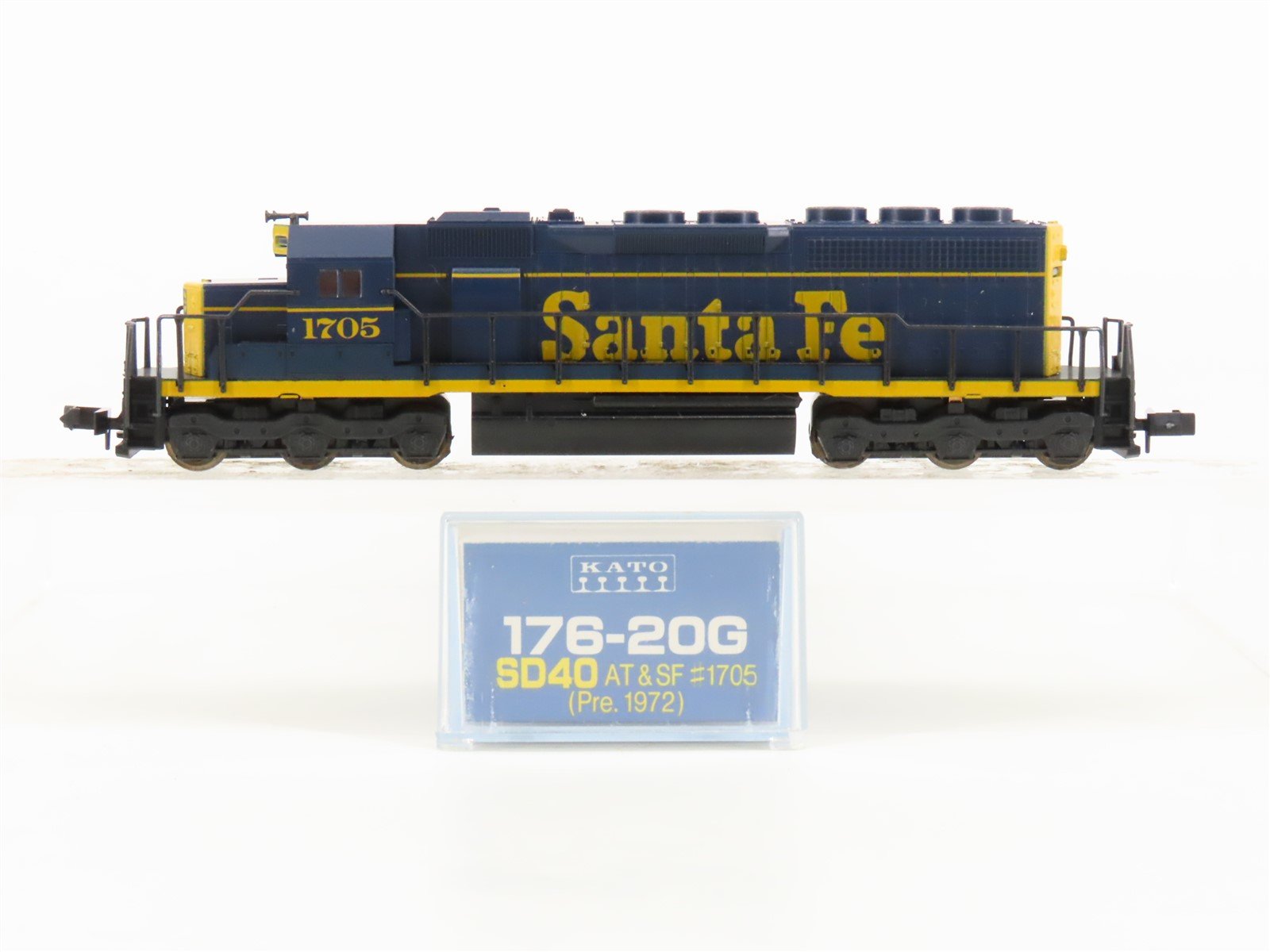 N Scale KATO 176-20G ATSF Santa Fe SD40 Diesel Locomotive #1705