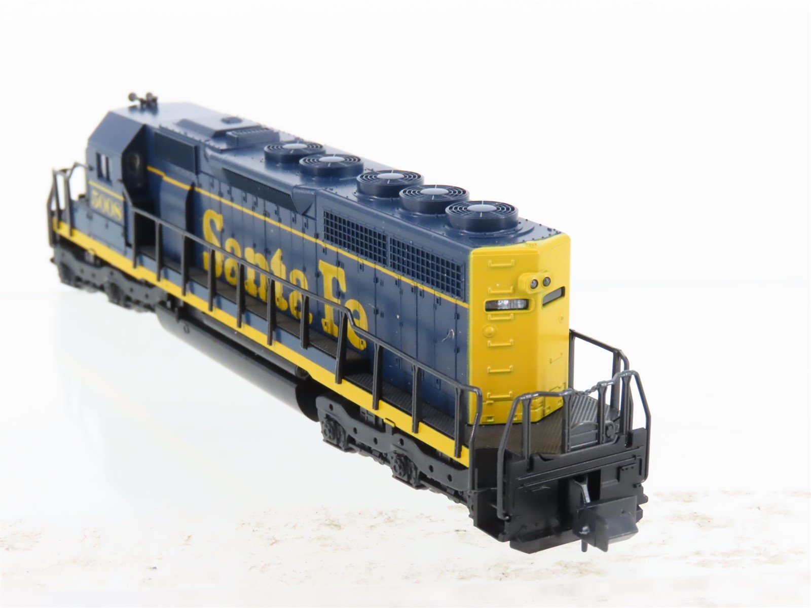 N Scale KATO 176-20H ATSF Santa Fe SD40 Diesel Locomotive #5008
