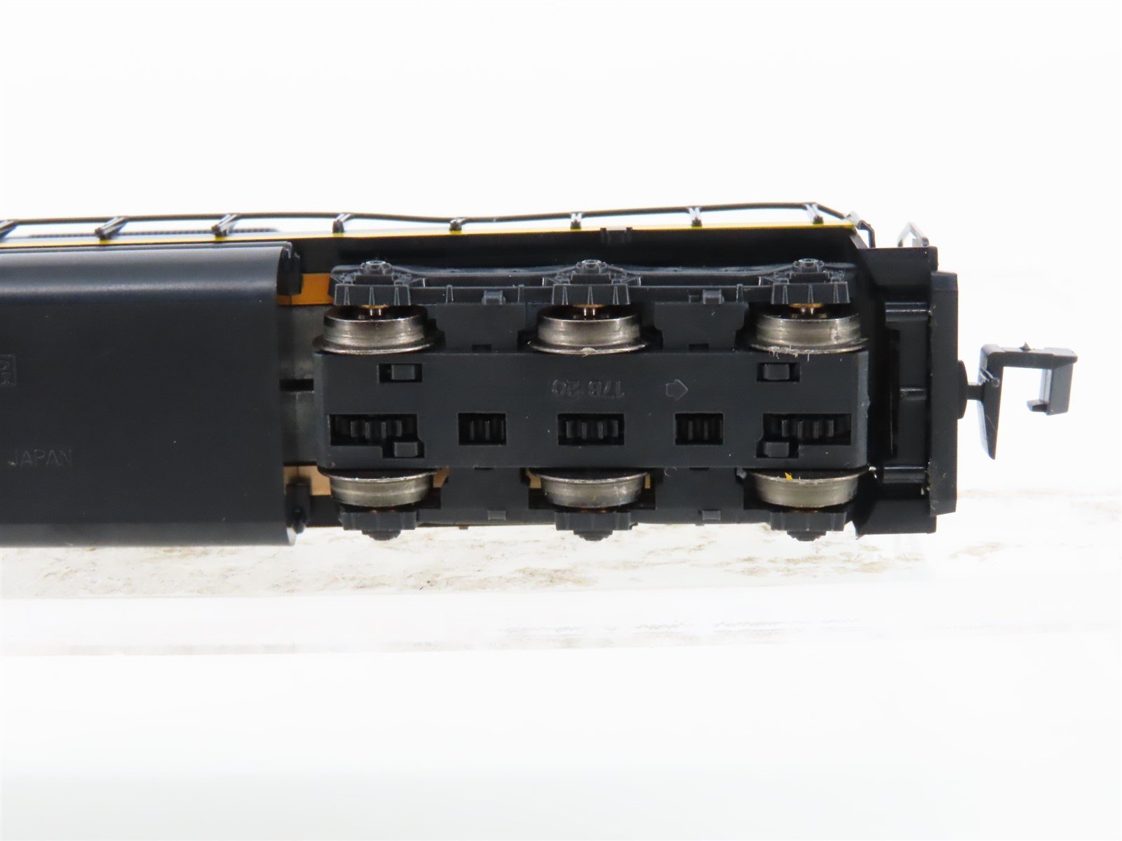 N Scale KATO 176-20H ATSF Santa Fe SD40 Diesel Locomotive #5008