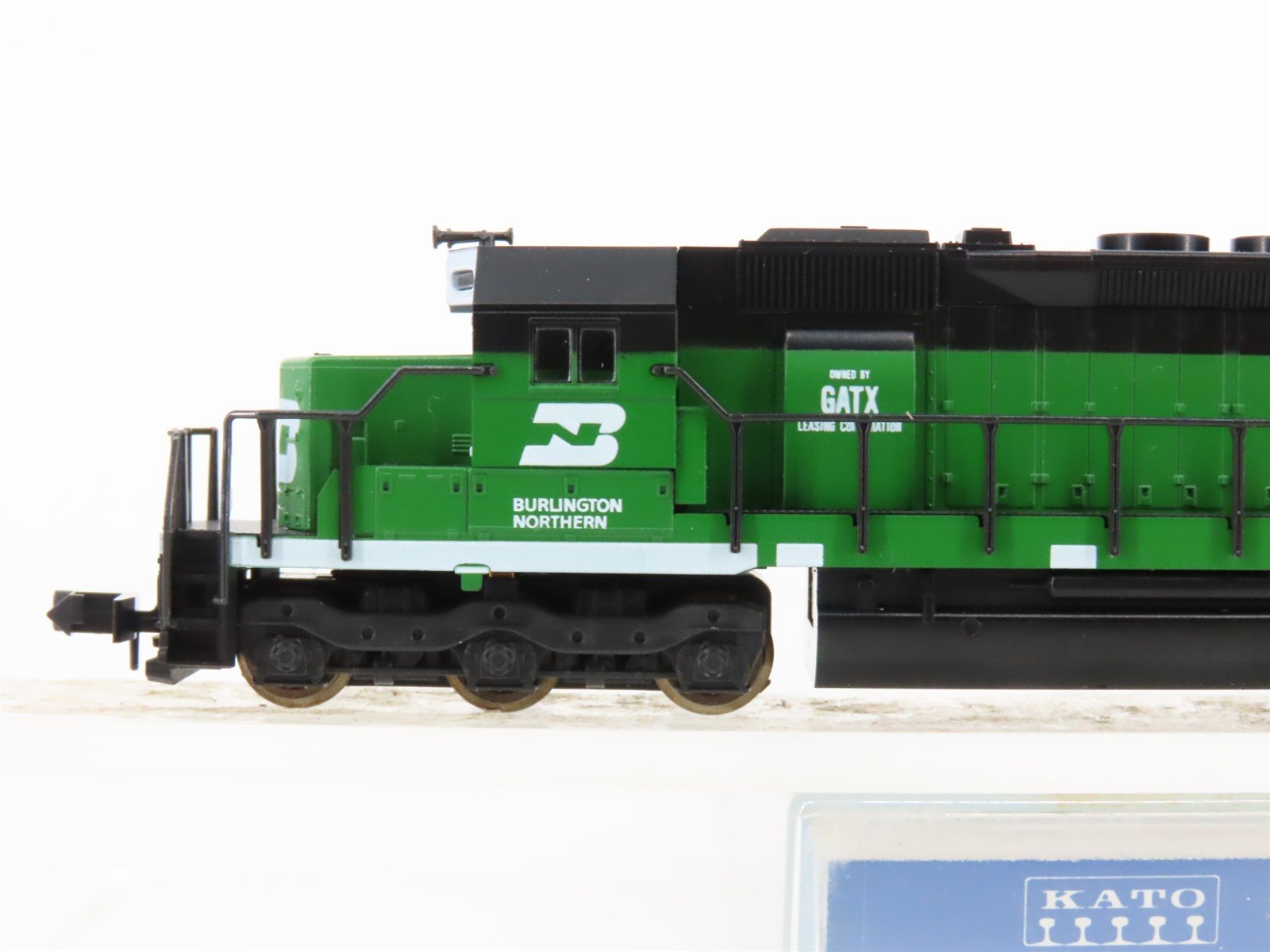 N Scale KATO 176-20J BN Burlington Northern SD40-2 Diesel Locomotive #7306