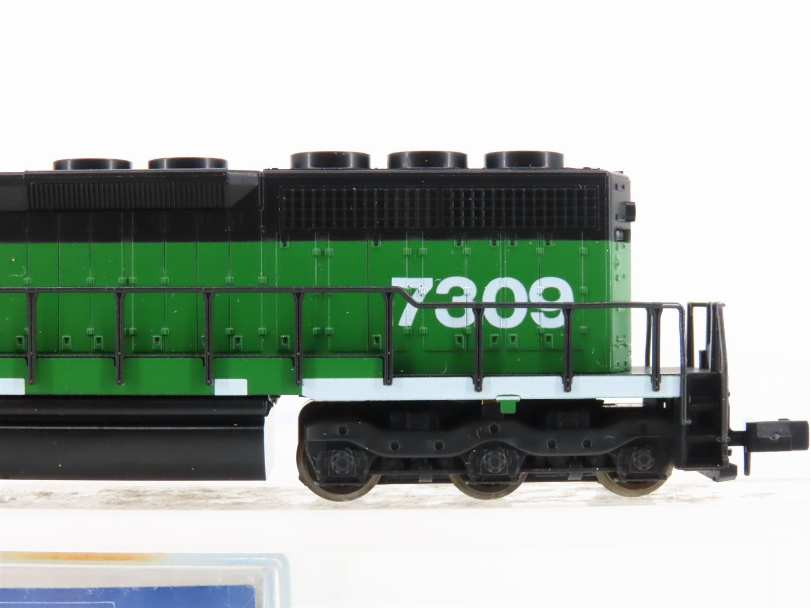 N Scale KATO 176-20K BN Burlington Northern SD40-2 Diesel Locomotive #7309