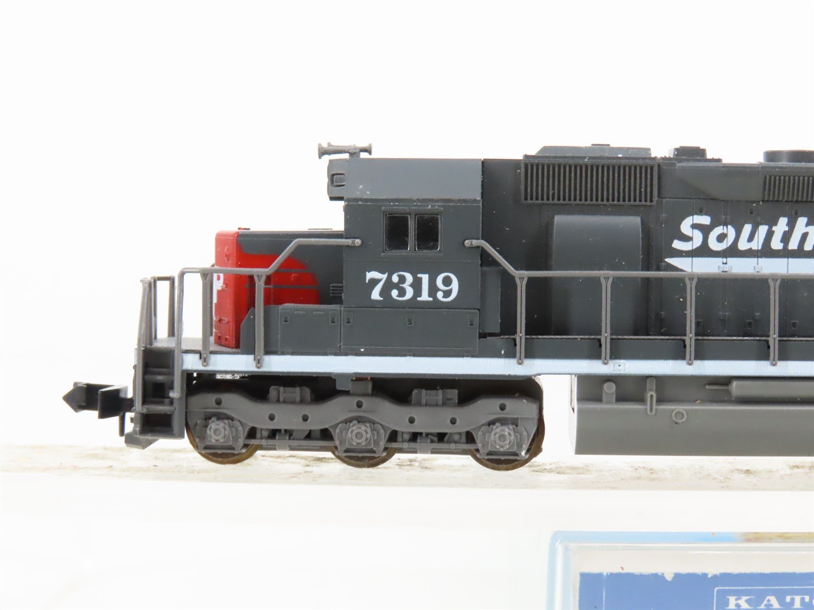 N Scale KATO 176-20U SP Southern Pacific SD40 Diesel Locomotive #7319