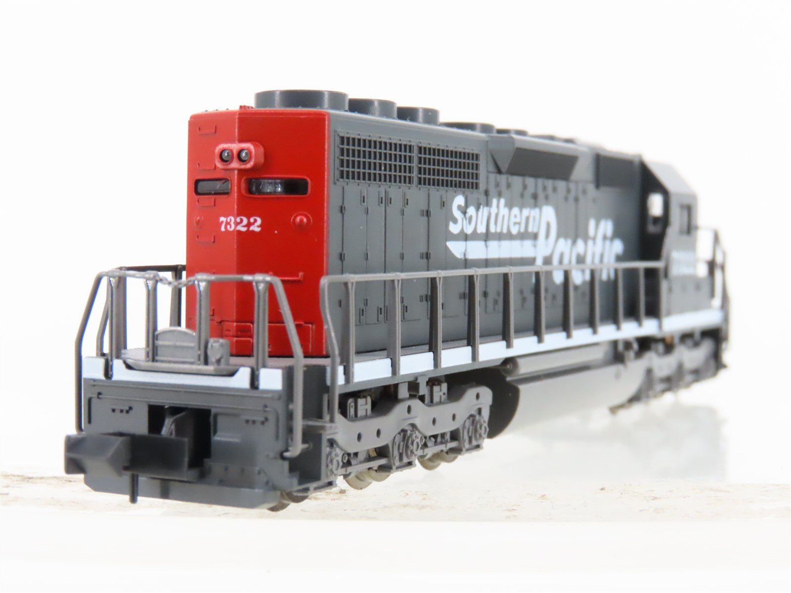 N Scale KATO 176-20V SP Southern Pacific SD40 Diesel Locomotive #7322