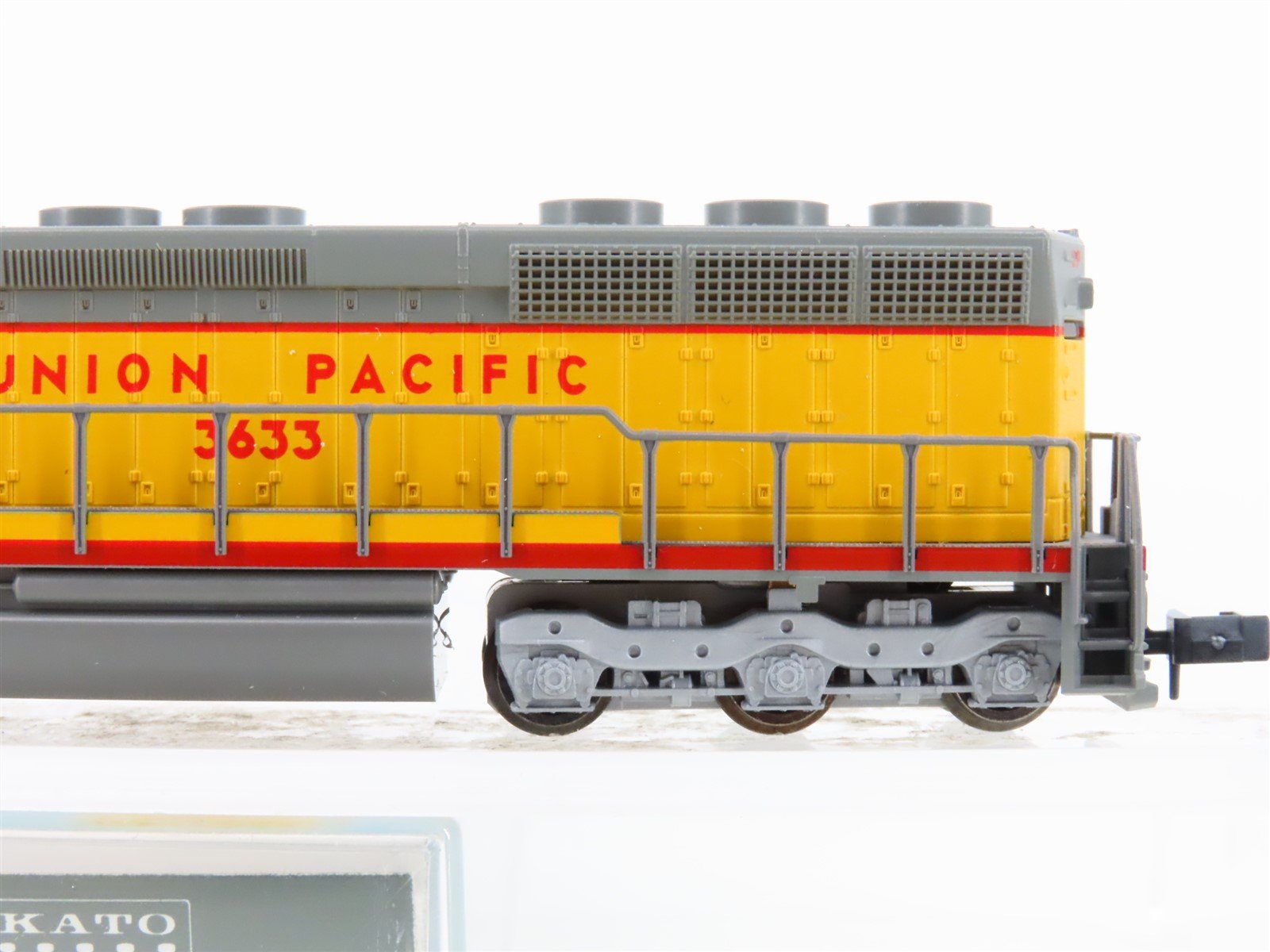 N Scale KATO 176-31C UP Union Pacific SD40 Diesel Locomotive #3633
