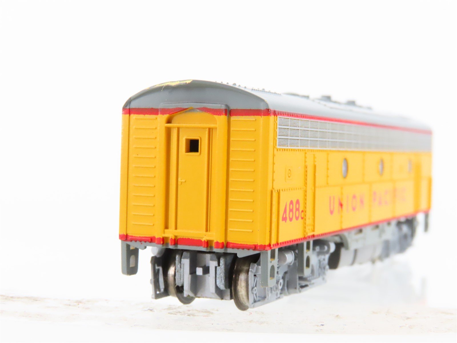 N Scale KATO 176-105 UP Union Pacific F7B Diesel Locomotive #1488C