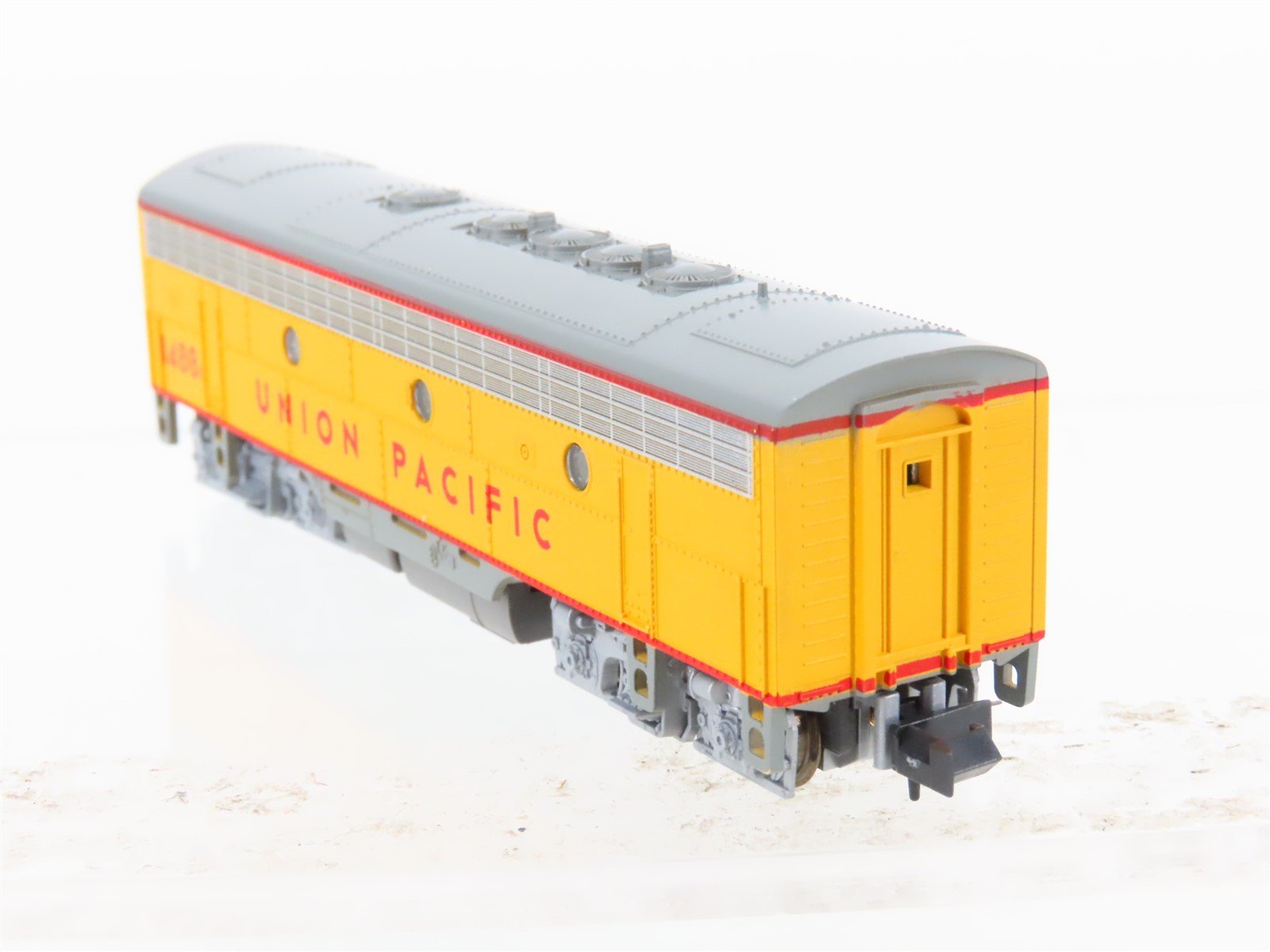 N Scale KATO 176-105 UP Union Pacific F7B Diesel Locomotive #1488B
