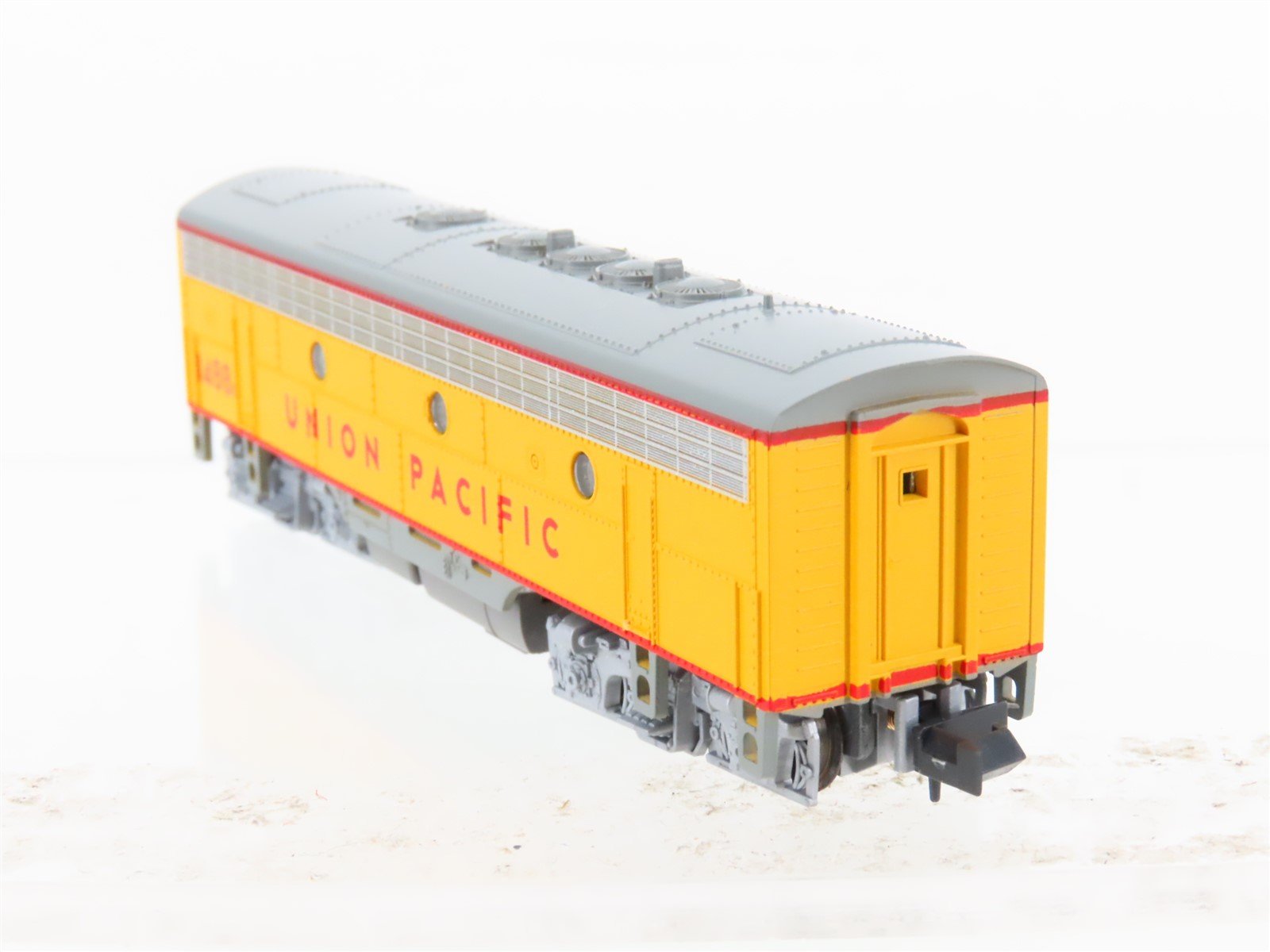 N Scale KATO 176-105 UP Union Pacific F7B Diesel Locomotive #1488B