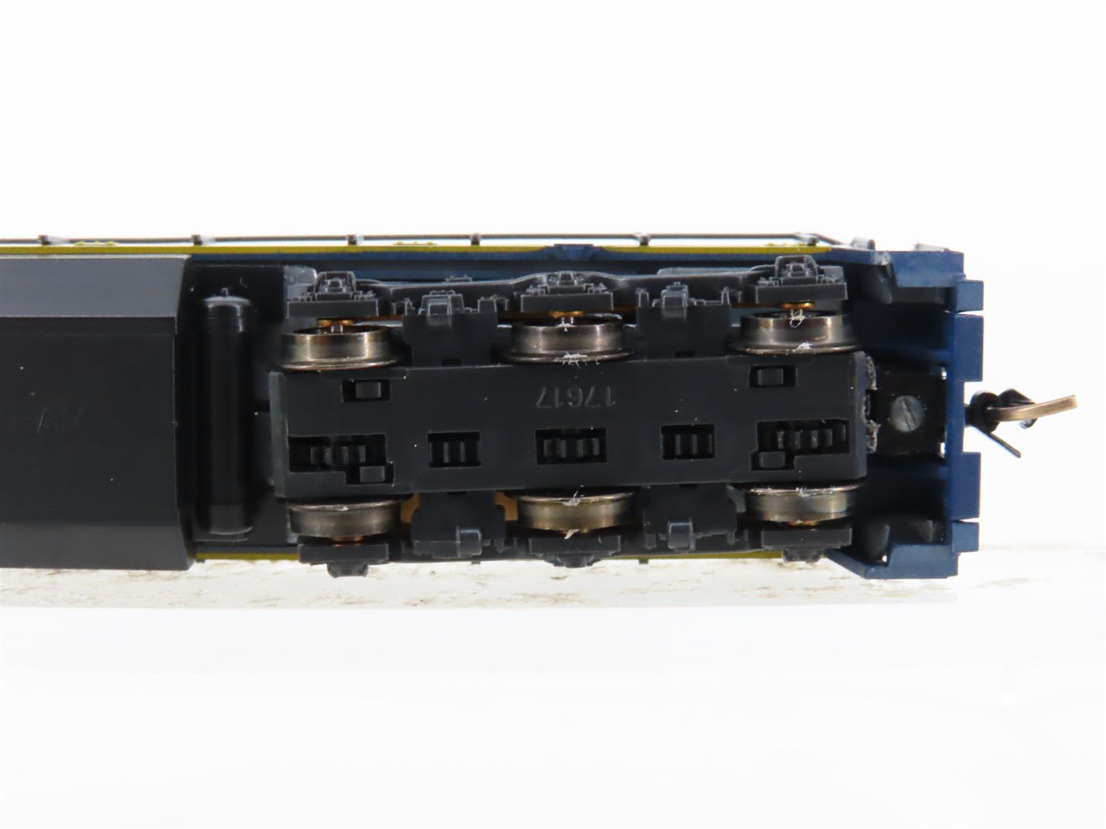N Scale KATO 176-172 ATSF Santa Fe U30C Diesel Locomotive #7509
