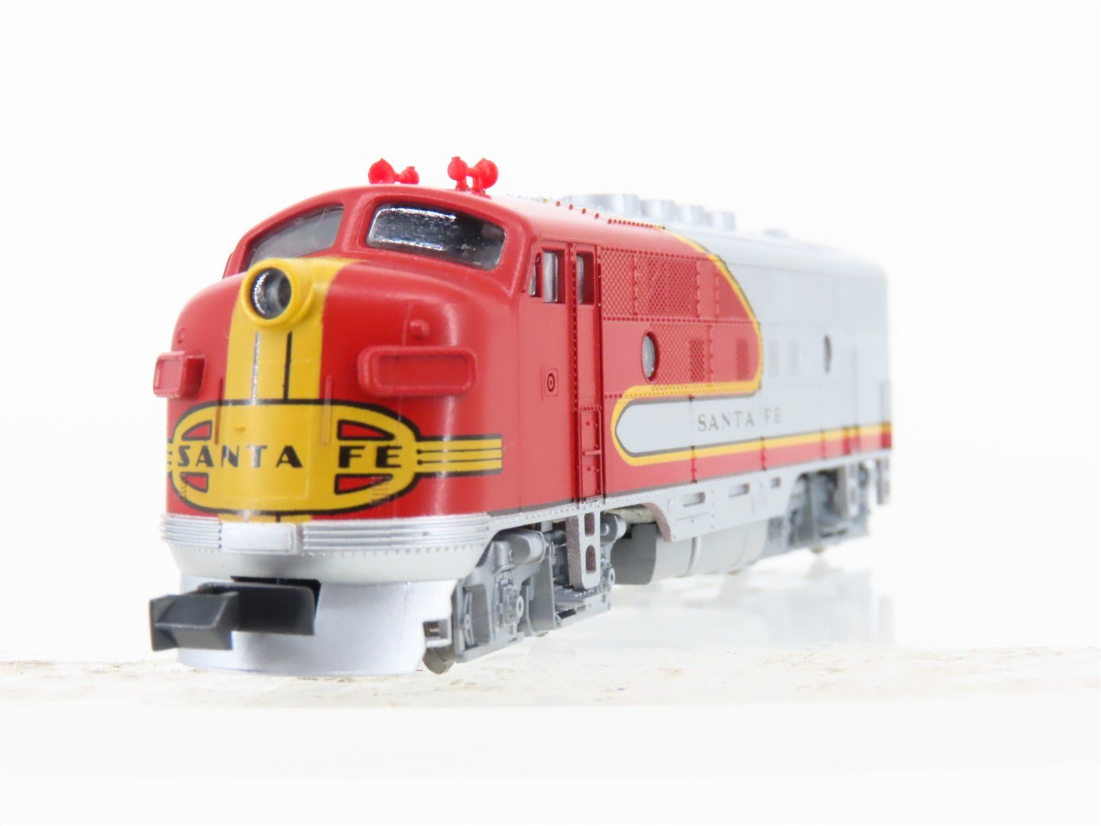 N Scale KATO 176-189 ATSF Santa Fe F3A Diesel Locomotive