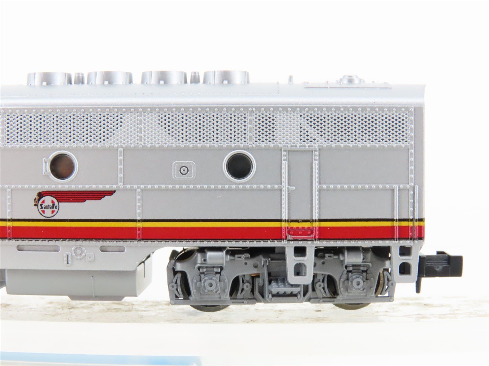 N Scale KATO 176-194 ATSF Santa Fe F3B Diesel Locomotive