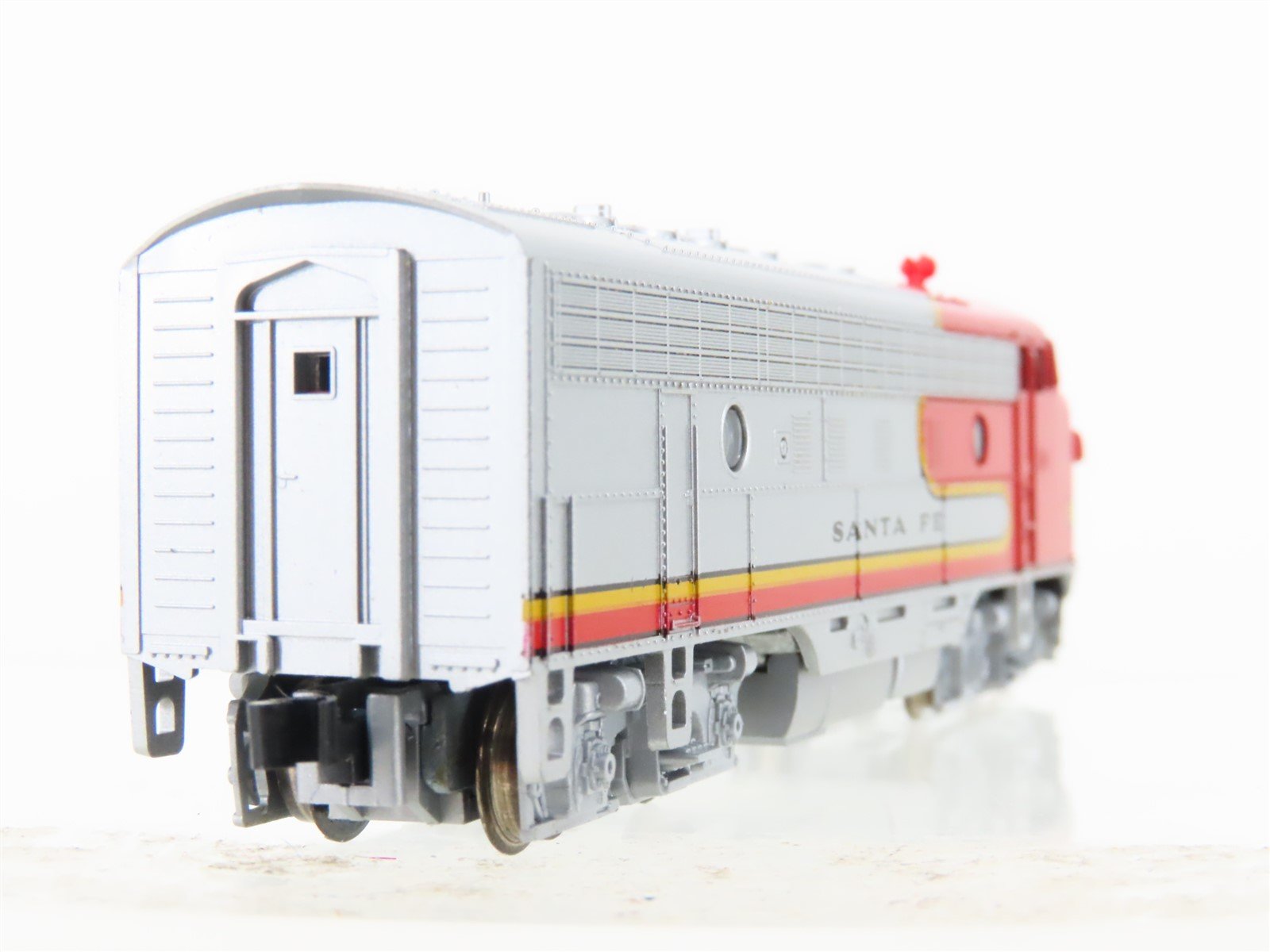 N Scale KATO 176-211 ATSF Santa Fe F7A Diesel Locomotive
