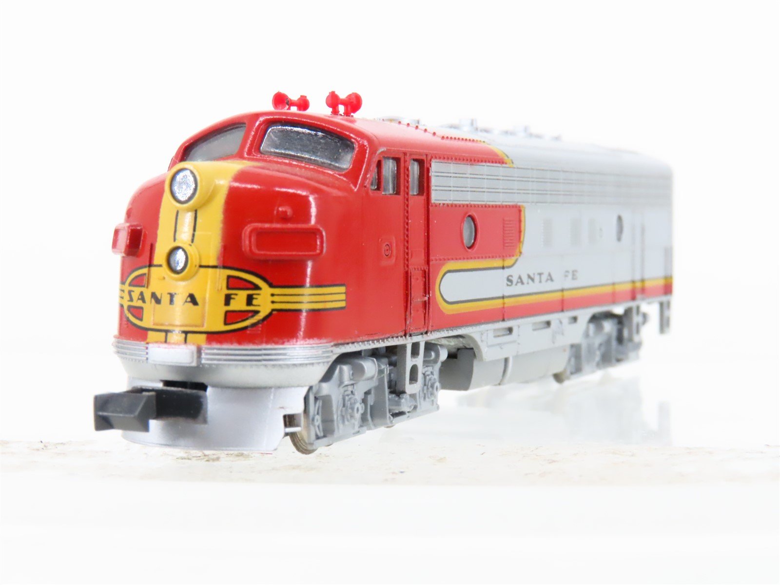 N Scale KATO 176-211 ATSF Santa Fe F7A Diesel Locomotive