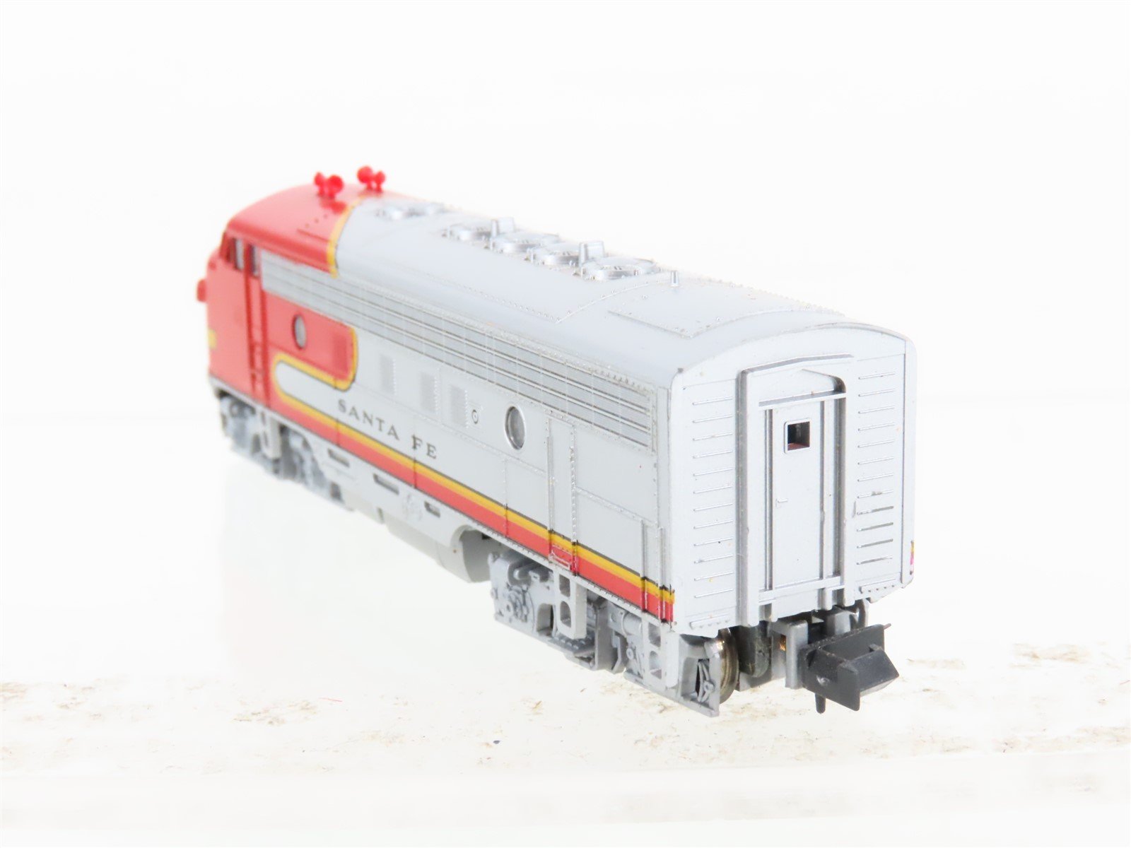 N Scale KATO 176-211 ATSF Santa Fe F7A Diesel Locomotive