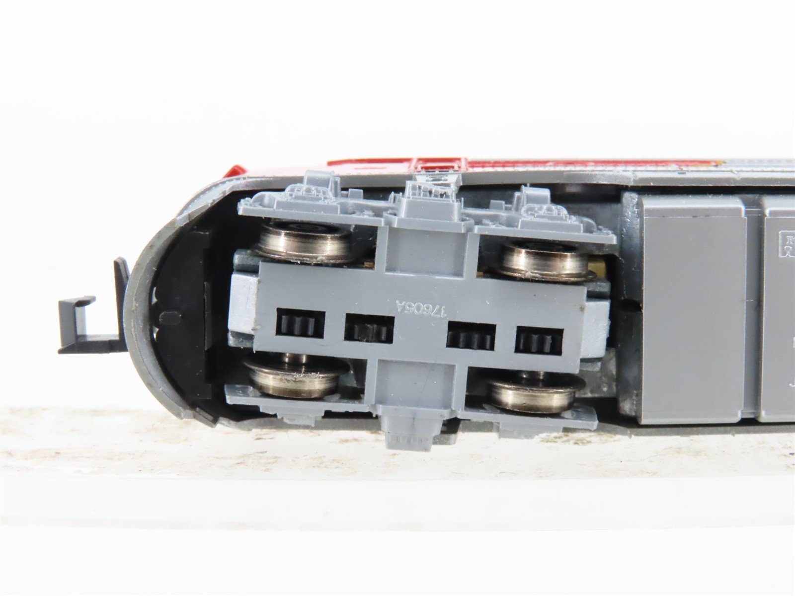 N Scale KATO 176-211 ATSF Santa Fe F7A Diesel Locomotive