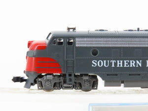 N Scale KATO 176-214 SP Southern Pacific F7A Diesel Locomotive #6396
