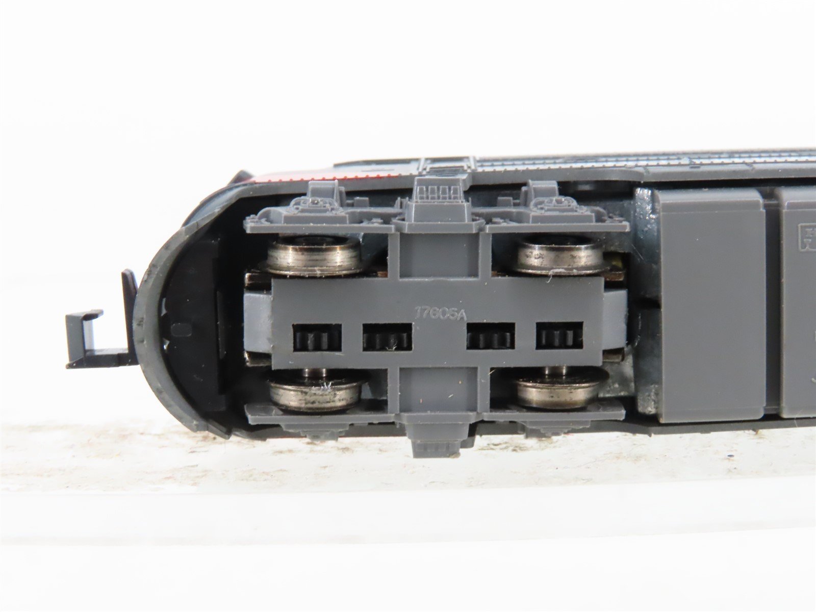 N Scale KATO 176-214 SP Southern Pacific F7A Diesel Locomotive #6396