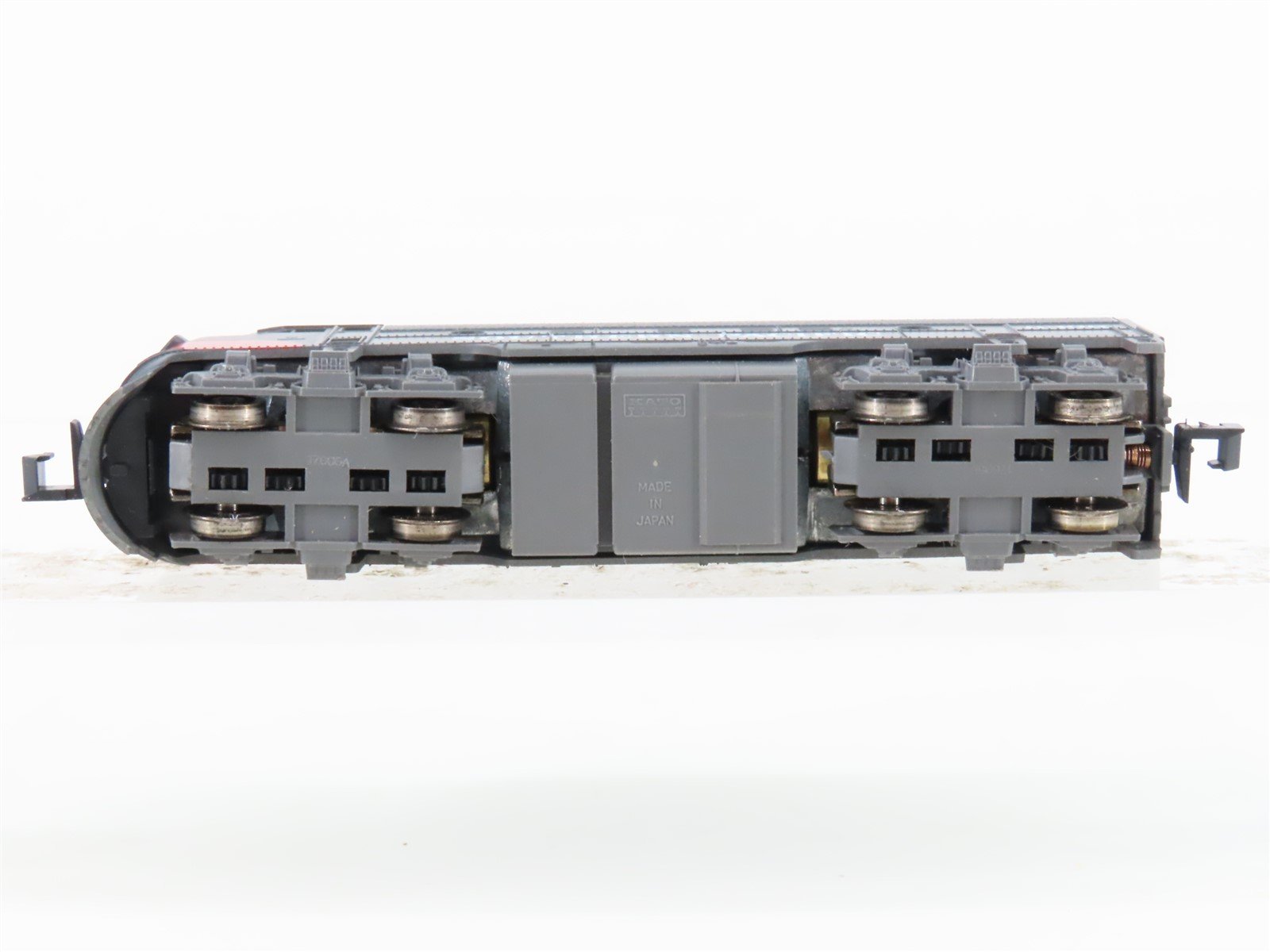 N Scale KATO 176-214 SP Southern Pacific F7A Diesel Locomotive #6396