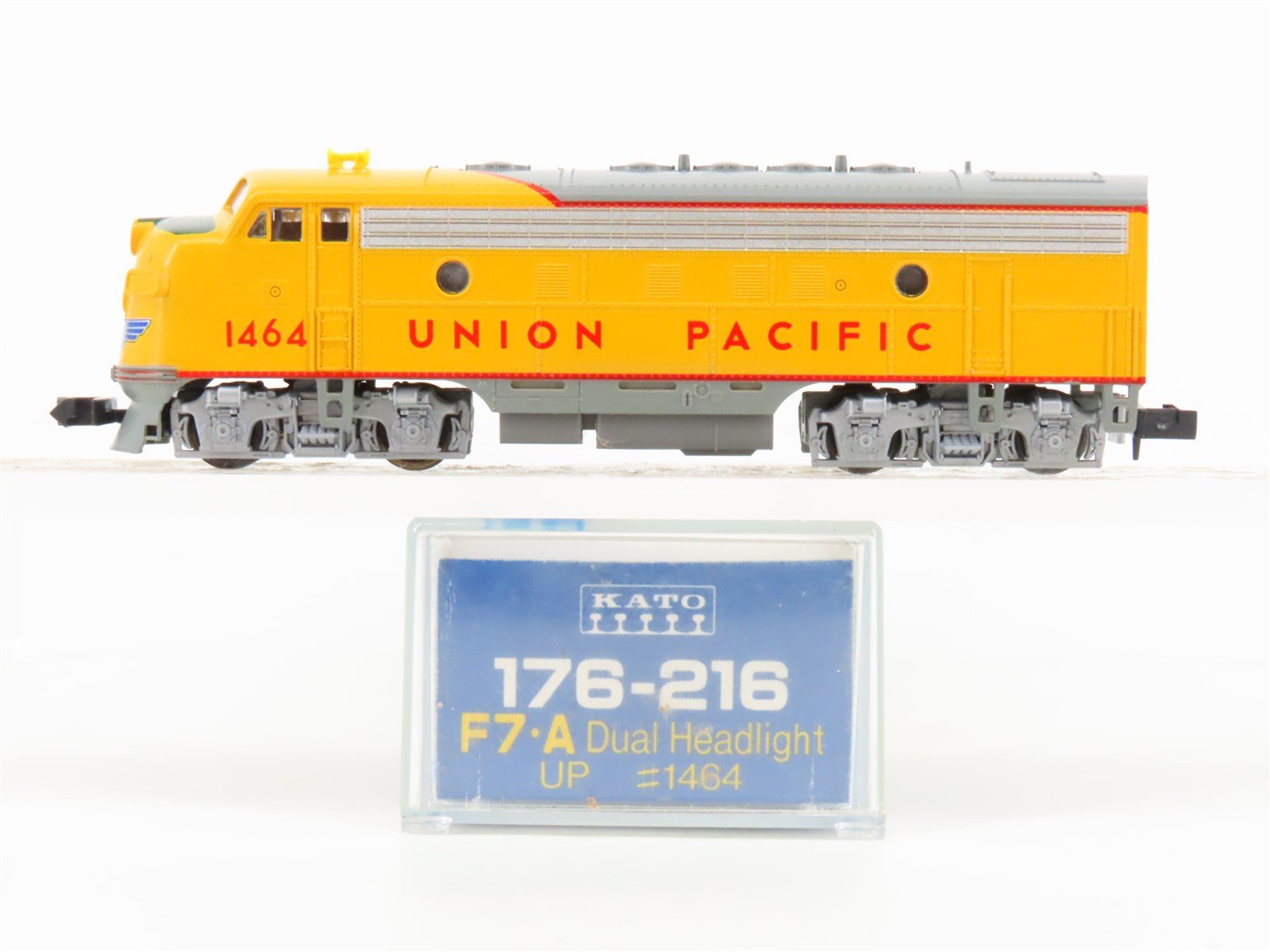N Scale KATO 176-216 UP Union Pacific F7A Diesel Locomotive #1464