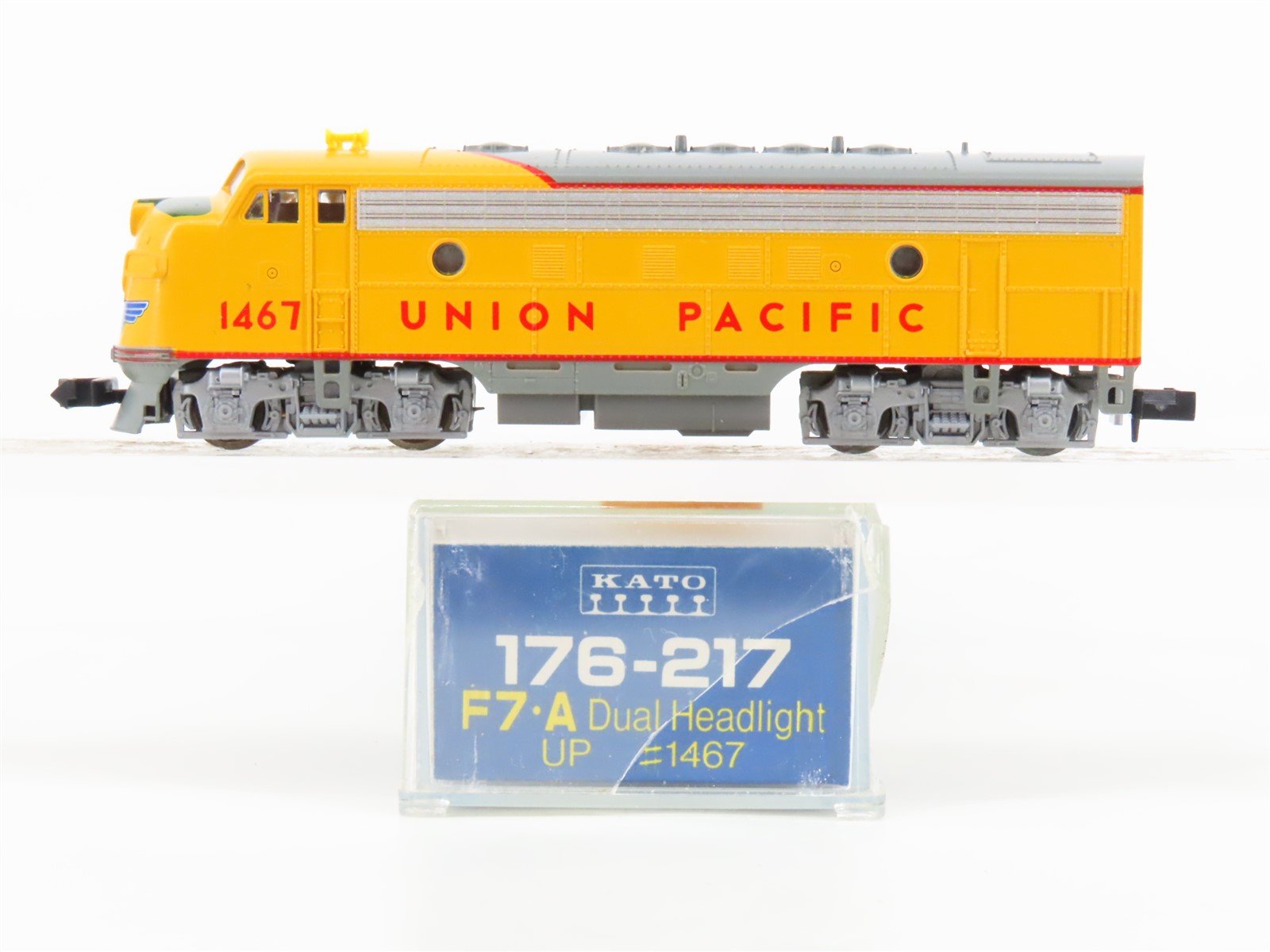 N Scale KATO 176-216 UP Union Pacific F7A Diesel Locomotive #1464
