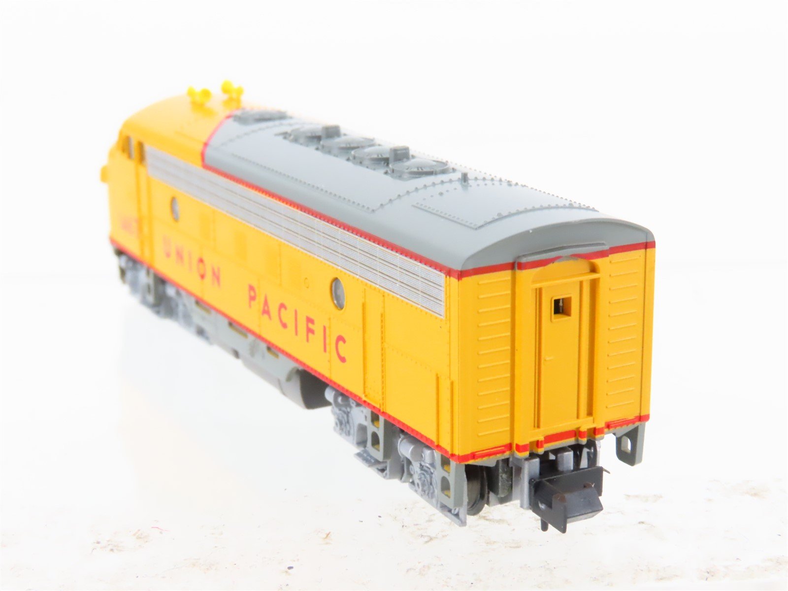 N Scale KATO 176-216 UP Union Pacific F7A Diesel Locomotive #1464