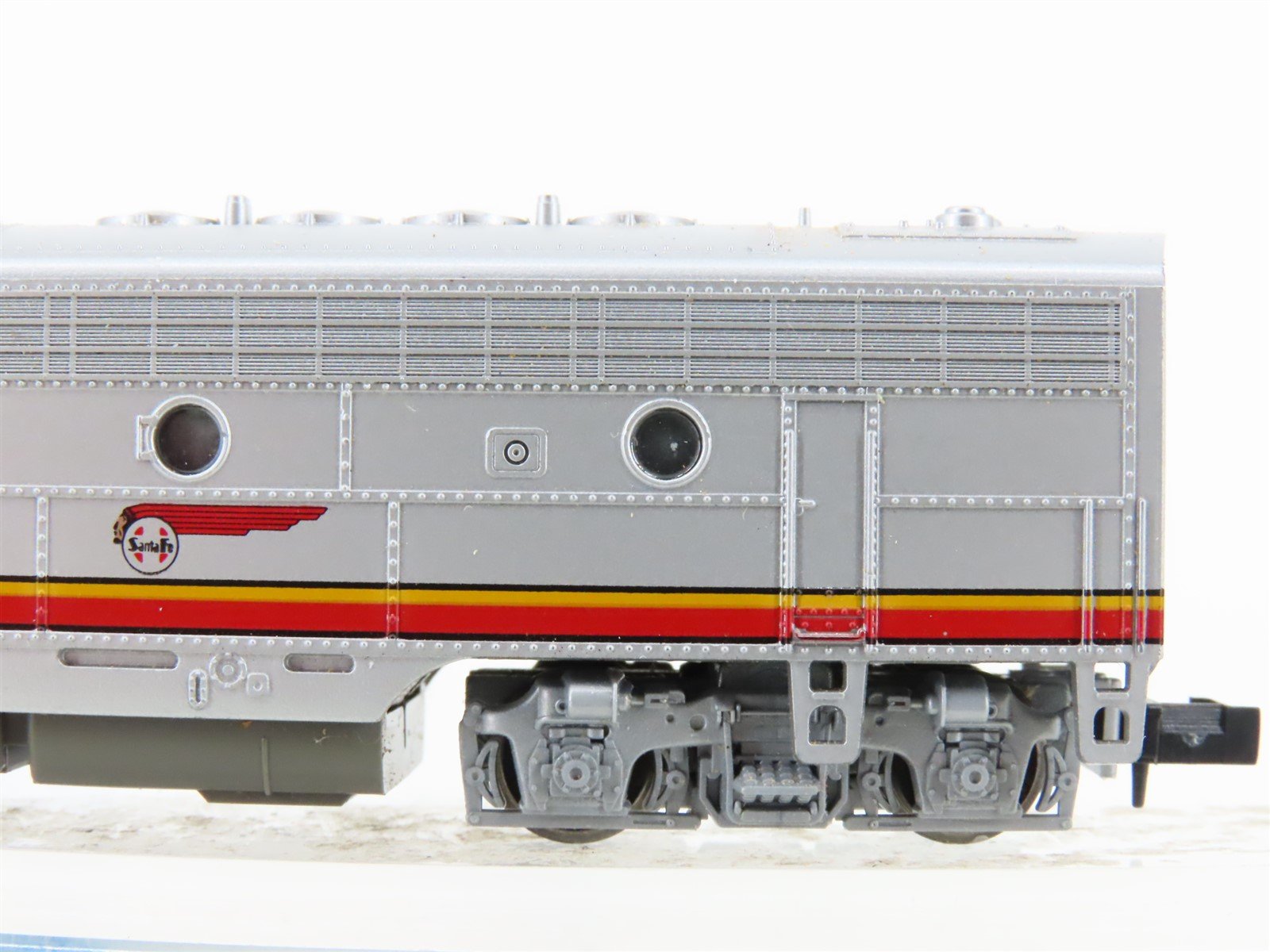 N Scale KATO 176-221 ATSF Santa Fe F7B Diesel Locomotive