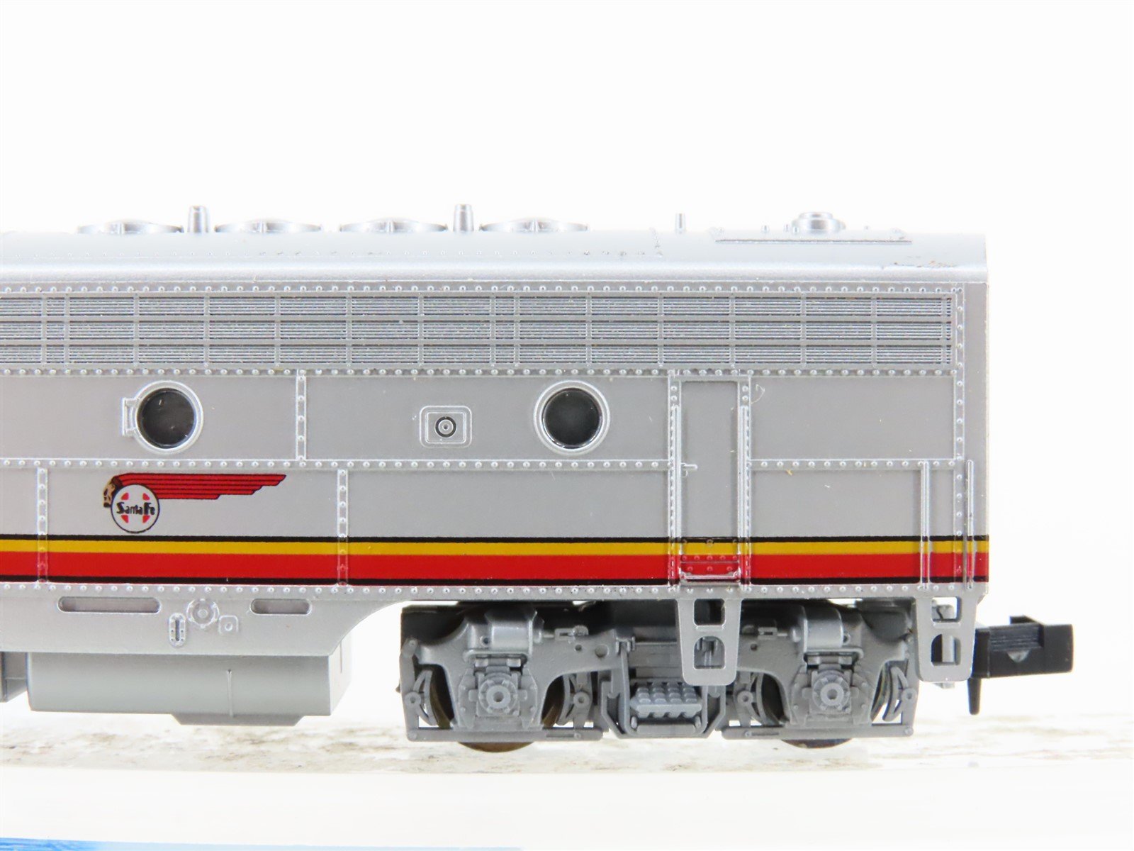 N Scale KATO 176-221 ATSF Santa Fe F7B Diesel Locomotive