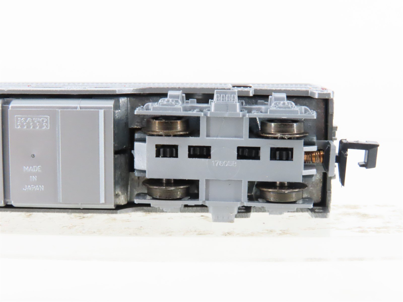 N Scale KATO 176-221 ATSF Santa Fe F7B Diesel Locomotive
