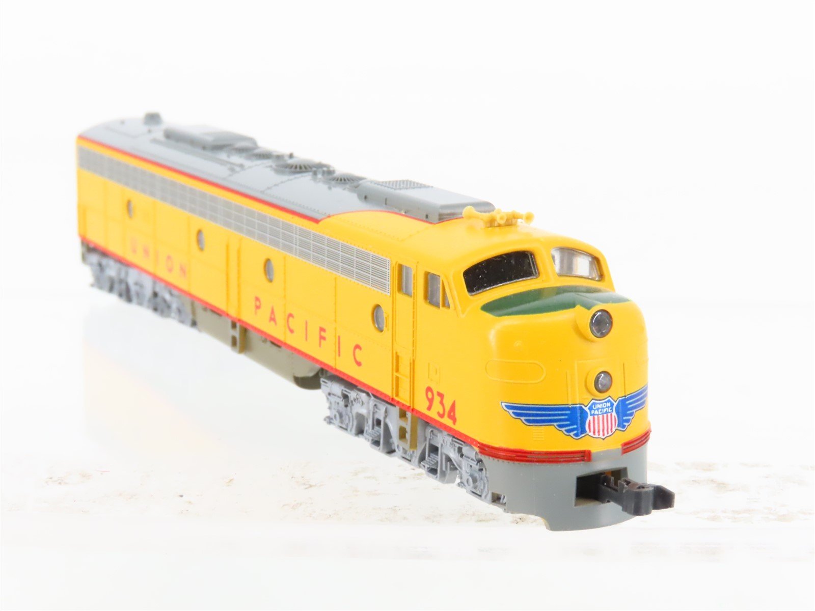 N Scale KATO 176-264 UP Union Pacific E8/9A Diesel Locomotive #927
