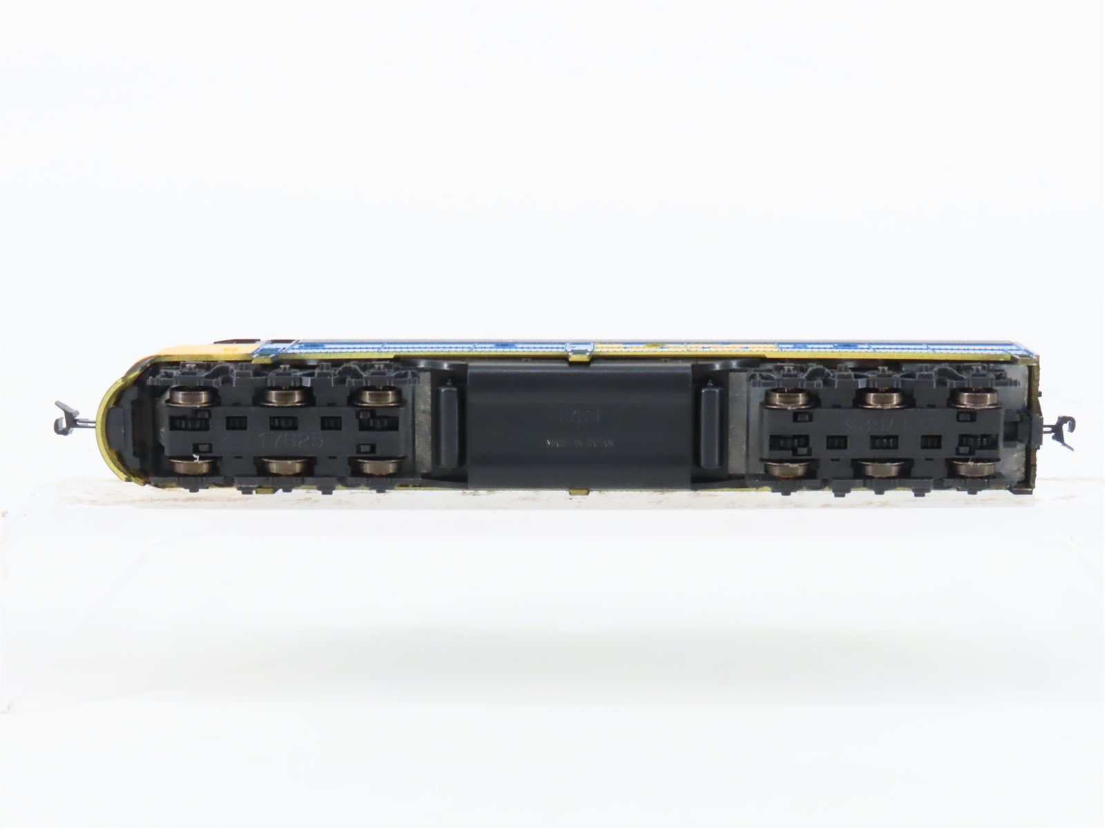 N Scale KATO 176-271 VIA Rail E8/9A Diesel Locomotive #1898