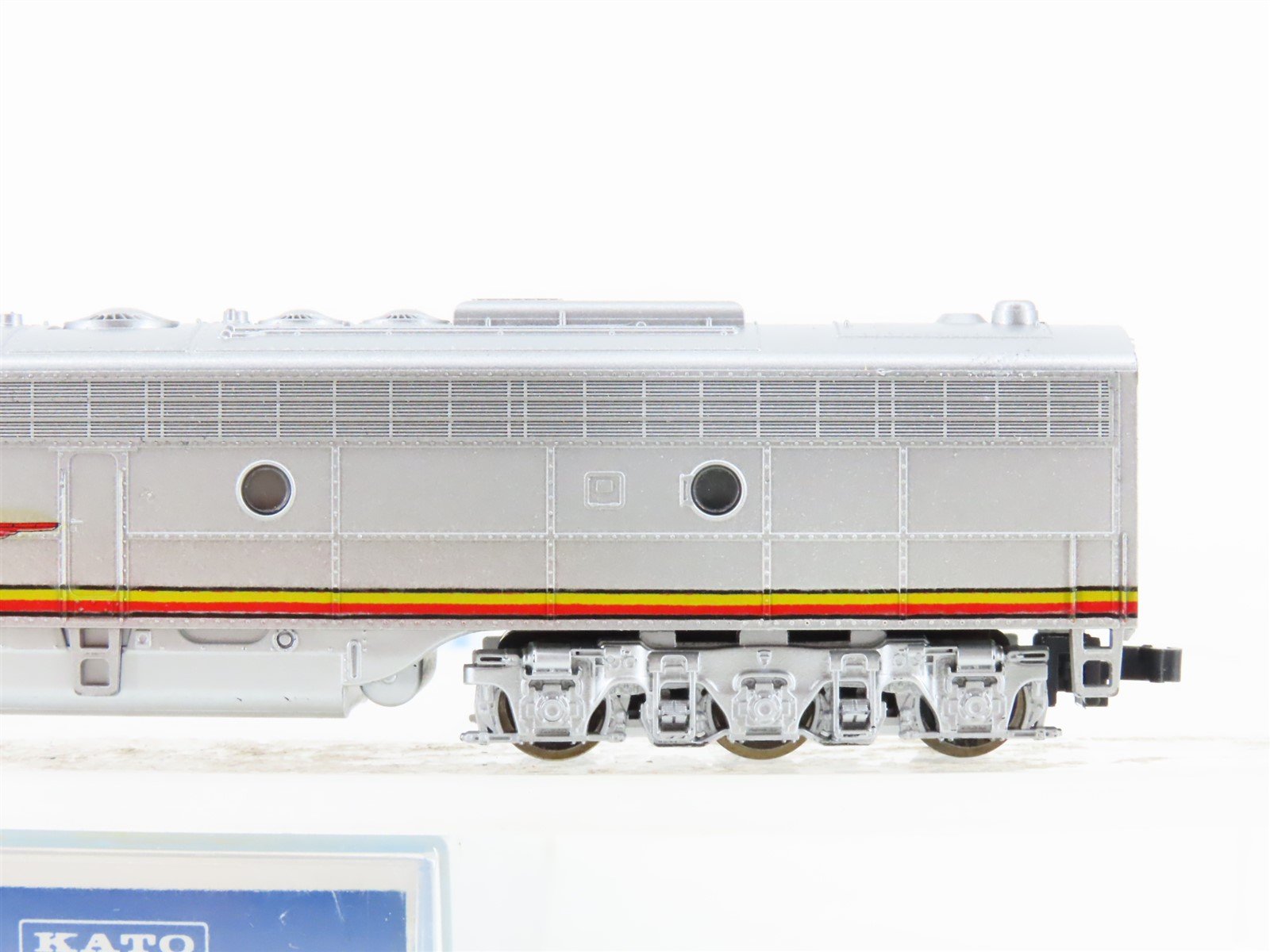 N Scale KATO 176-290 ATSF Santa Fe E8/9B Diesel Locomotive CUSTOM