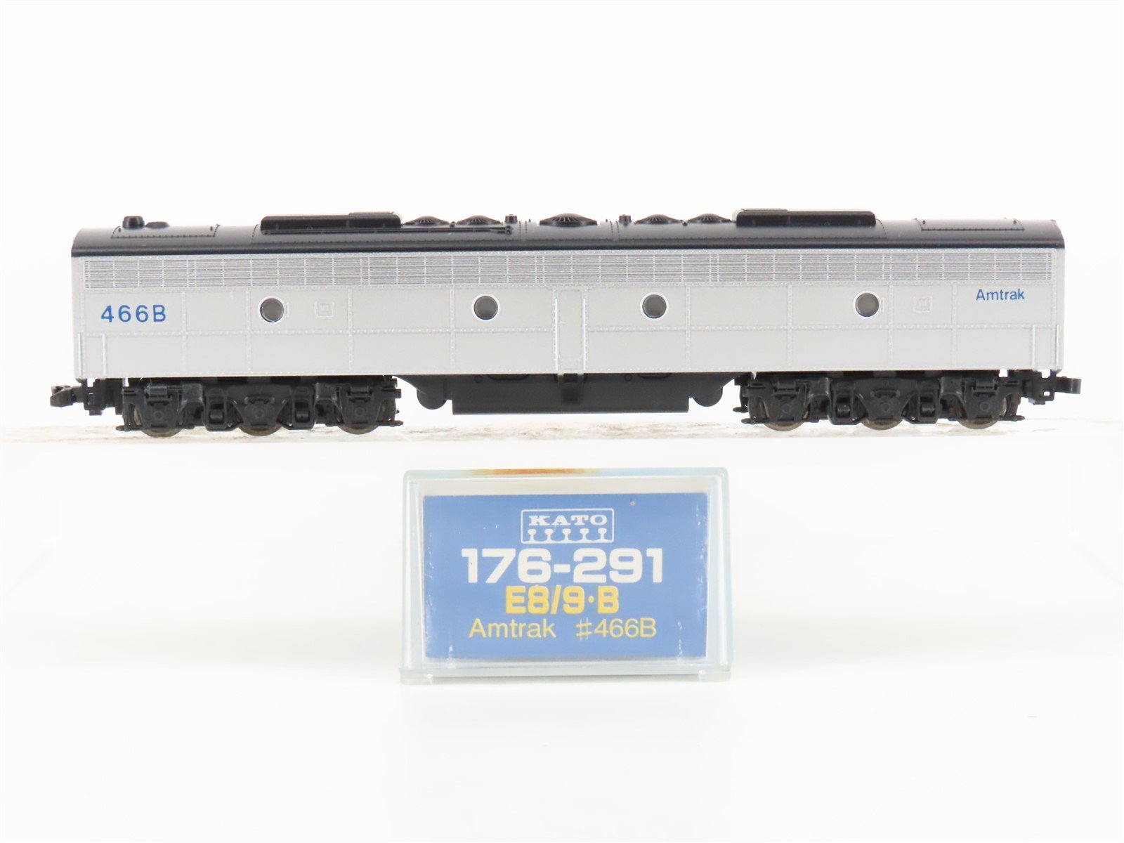 N Scale KATO 176-291 Amtrak E8/9B Diesel Locomotive #466B
