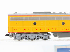 N Scale KATO 176-292 MILW Milwaukee Road E8/9B Diesel Locomotive #34B