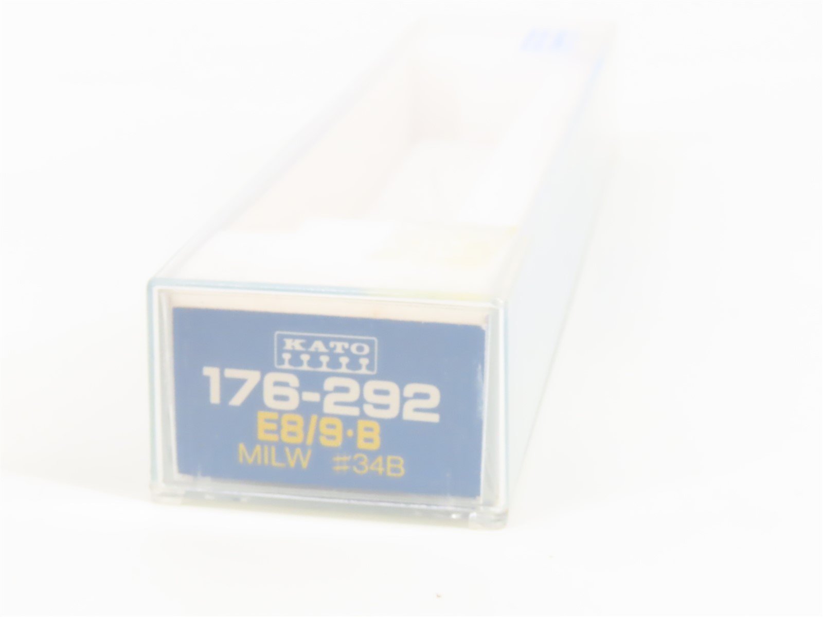 N Scale KATO 176-292 MILW Milwaukee Road E8/9B Diesel Locomotive #34B