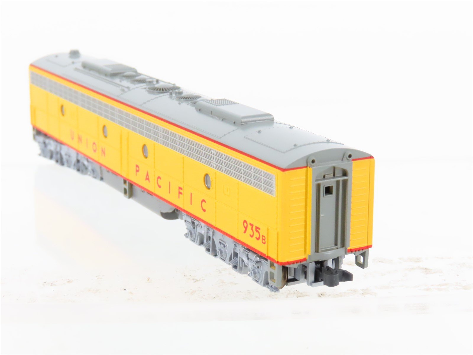 N Scale KATO 176-294 UP Union Pacific E8/9B Diesel Locomotive #935B