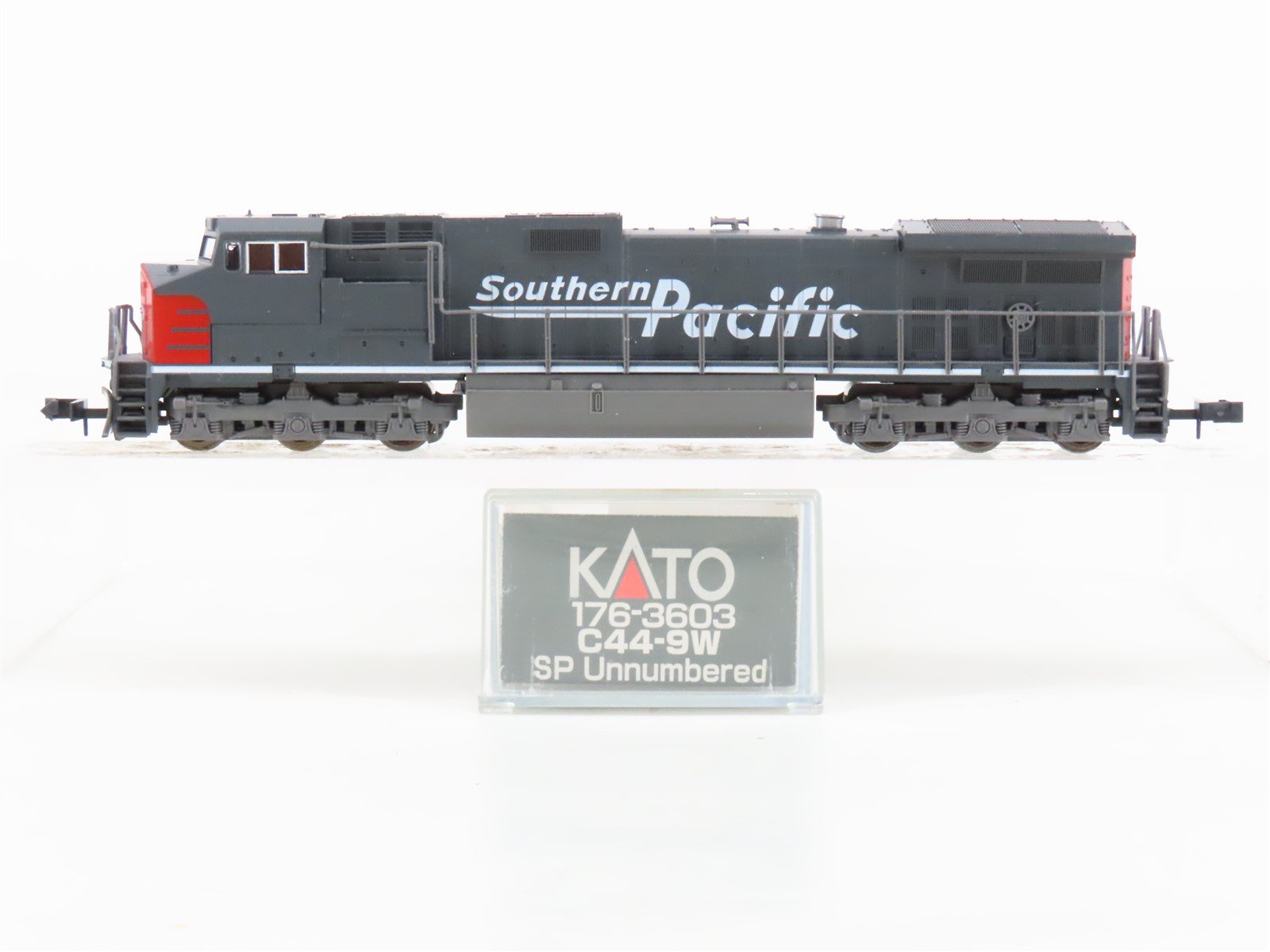 N Scale KATO 176-3603 SP Southern Pacific C44-9W Diesel Locomotive