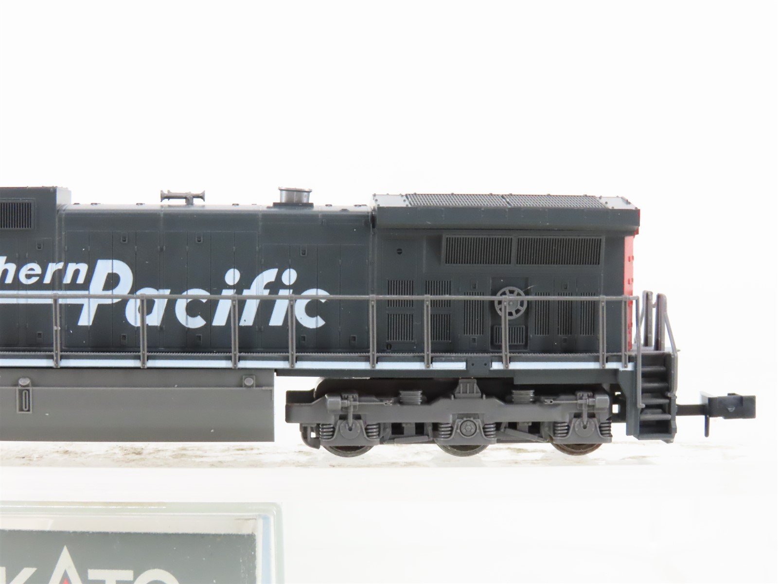 N Scale KATO 176-3603 SP Southern Pacific C44-9W Diesel Locomotive