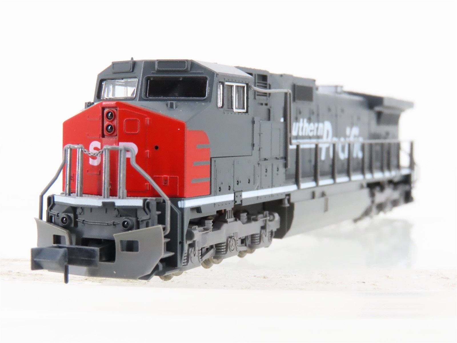 N Scale KATO 176-3603 SP Southern Pacific C44-9W Diesel Locomotive