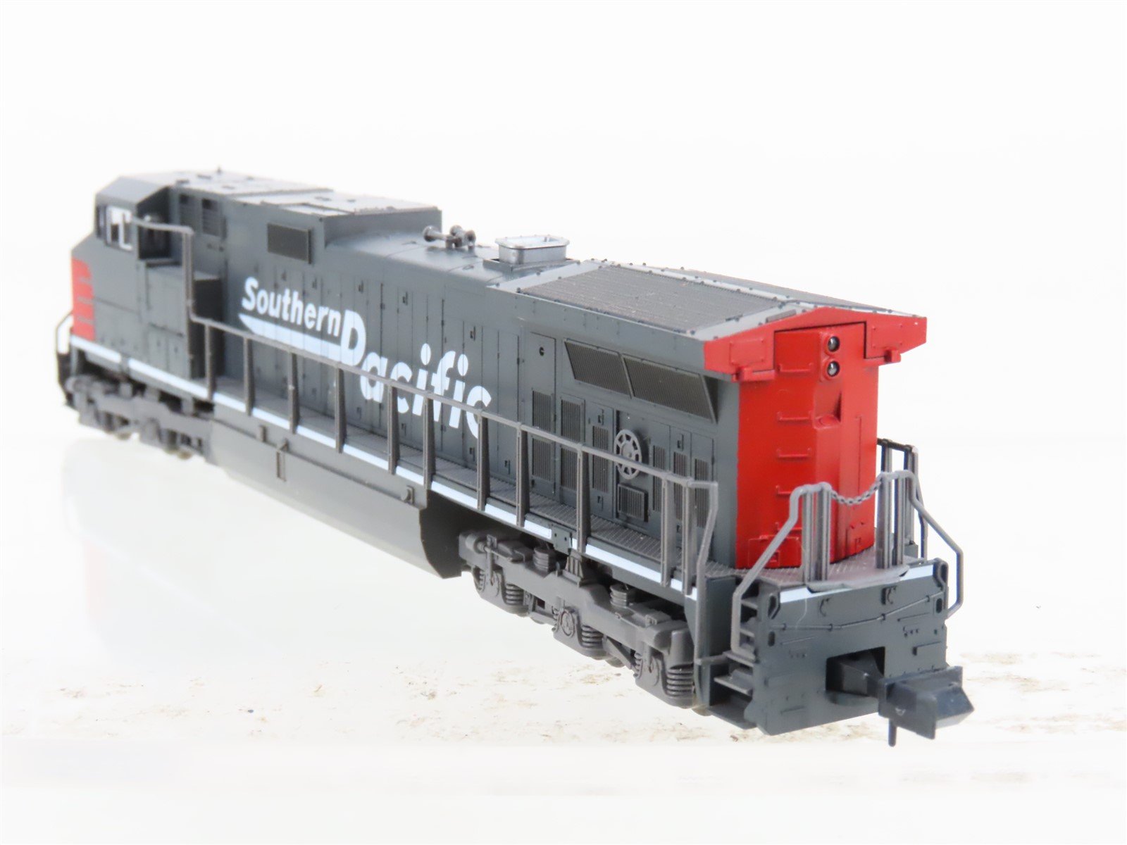 N Scale KATO 176-3603 SP Southern Pacific C44-9W Diesel Locomotive