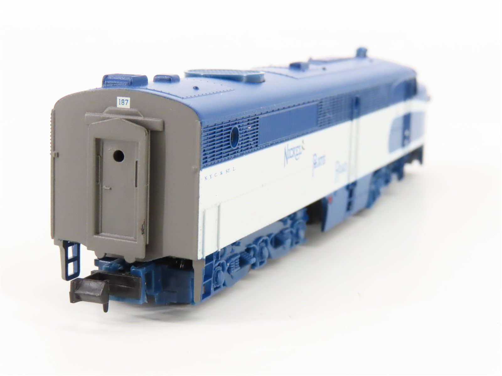 N Scale Life-Like 7057 NKP Nickel Plate Road Alco PA Diesel Loco #187