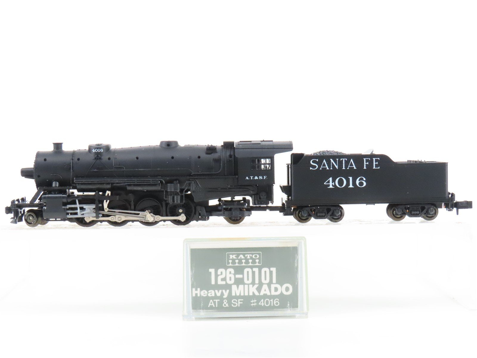 N Scale KATO 126-0101 ATSF Santa Fe 2-8-2 Mikado Steam Locomotive #4016