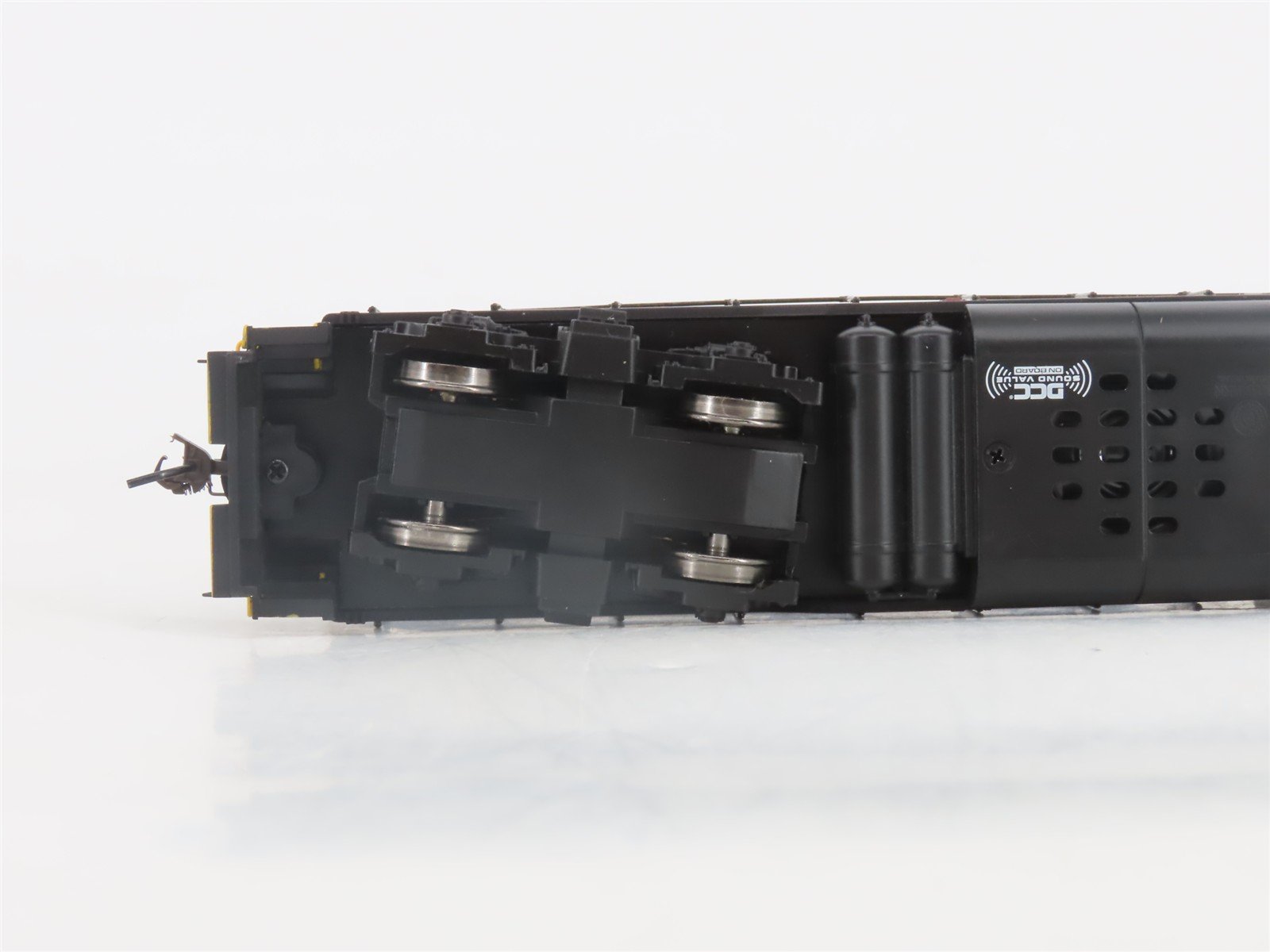 HO Scale Bachmann 65608 PRR Pennsylvania EMD GP7 Diesel #8501 w/ DCC & Sound