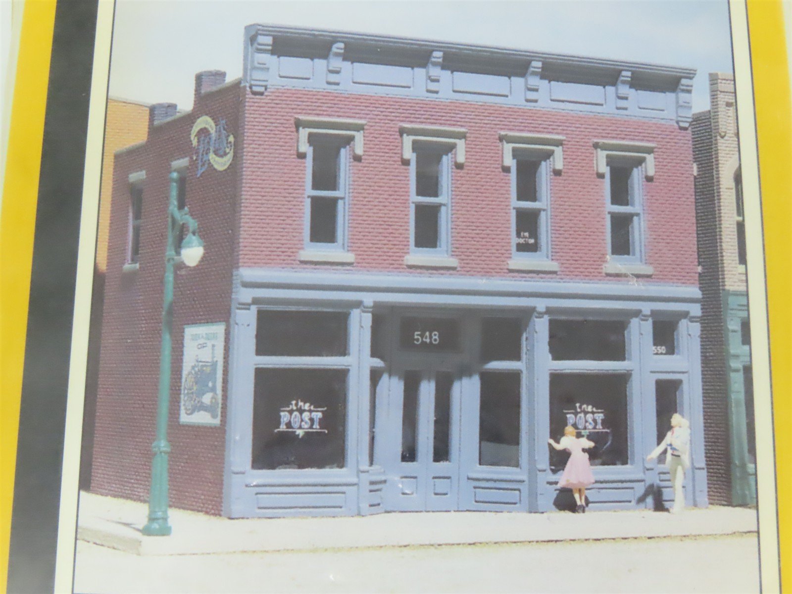LOT of 5 HO 1/87 Scale DPM City Building Kits - Townhouse, Shops & More