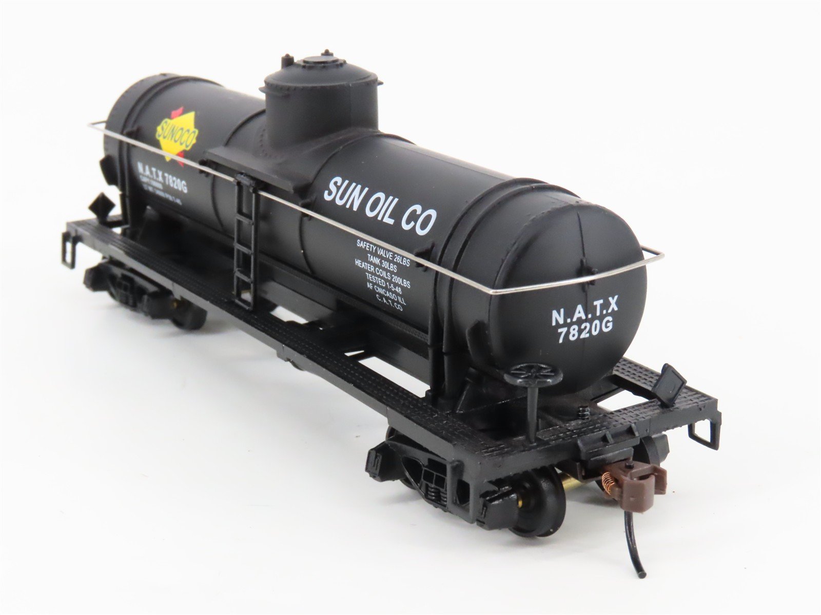 LOT of 3 HO Scale Mantua PRR/URTC/NATX Steel Reefer & Single Dome Tank Cars