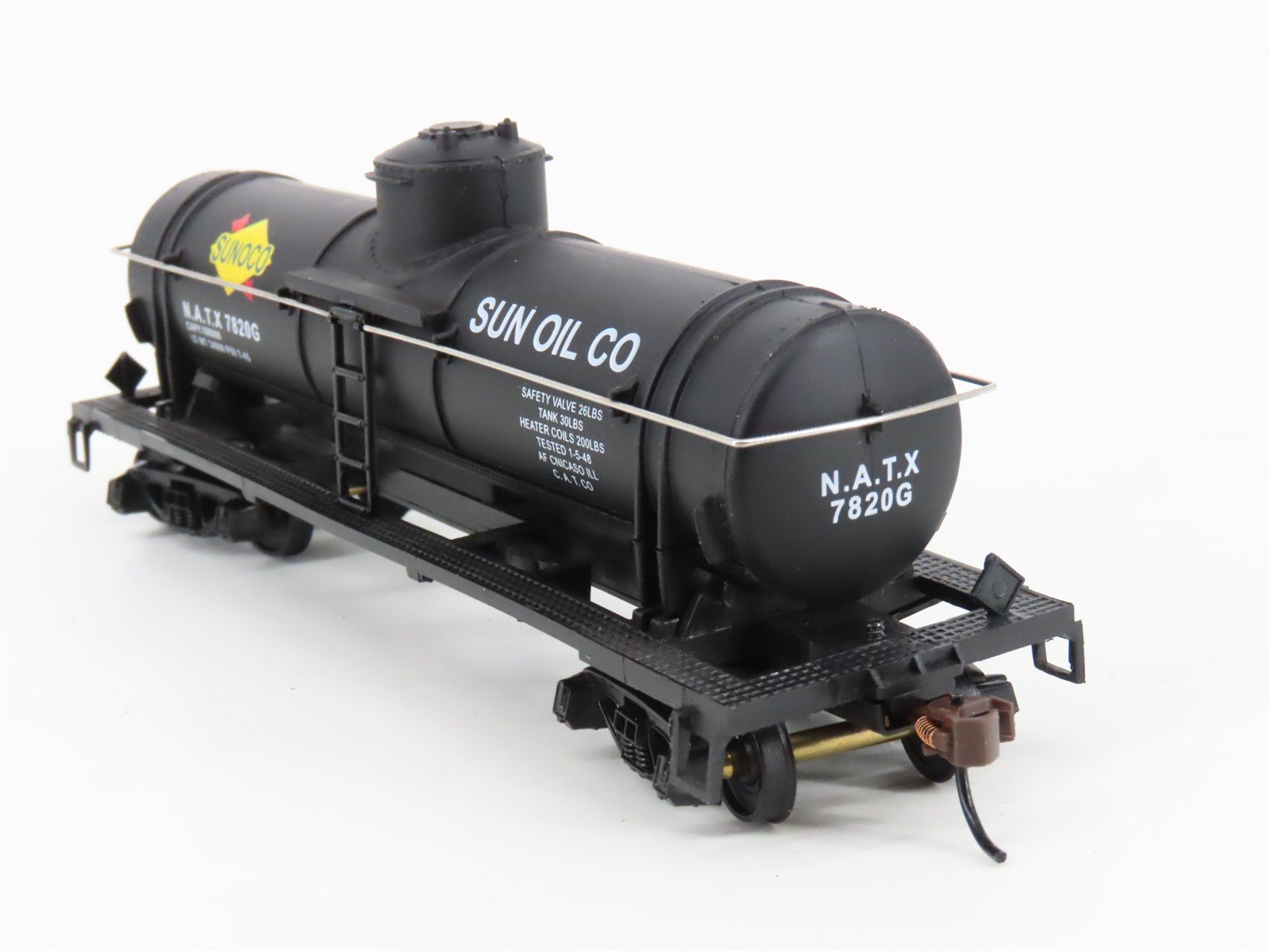 LOT of 3 HO Scale Mantua PRR/URTC/NATX Steel Reefer & Single Dome Tank Cars
